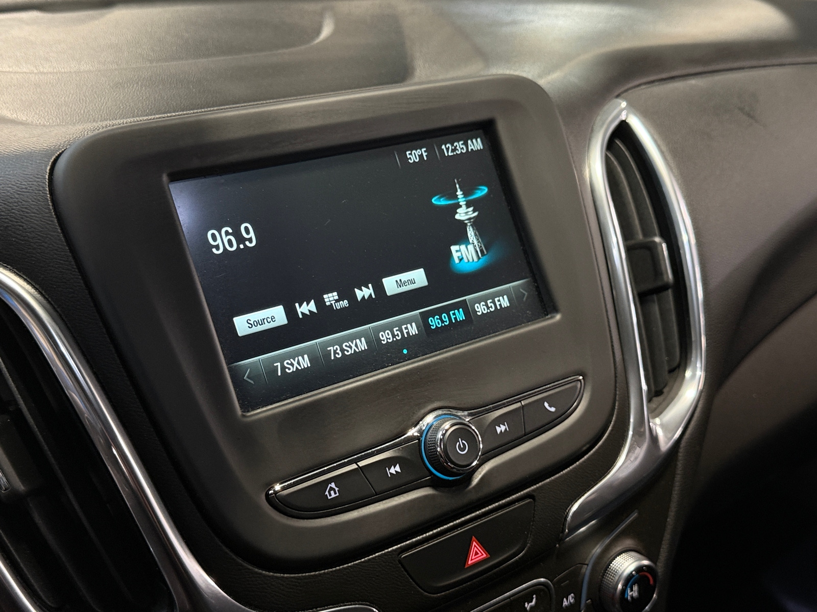 Thumbnail: 2018 Chevrolet Equinox - 4