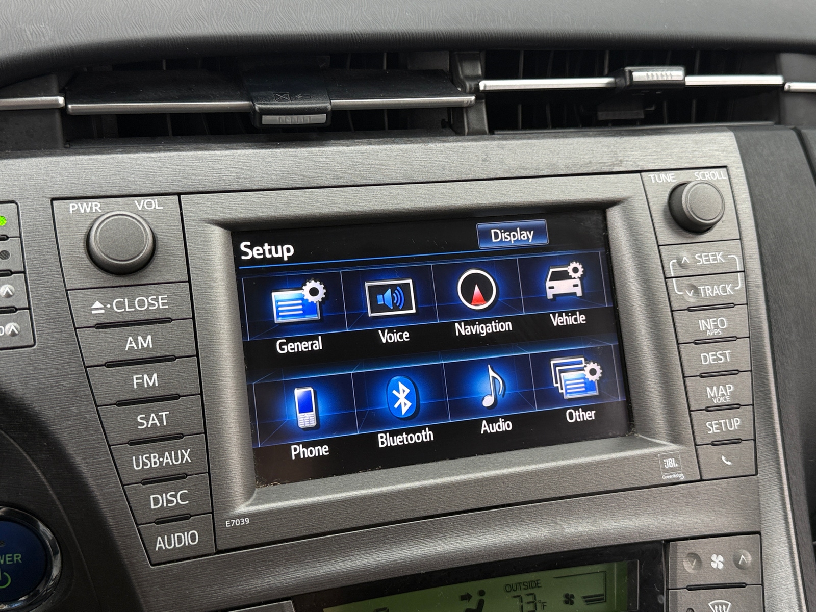 Thumbnail: 2014 Toyota Prius - 4