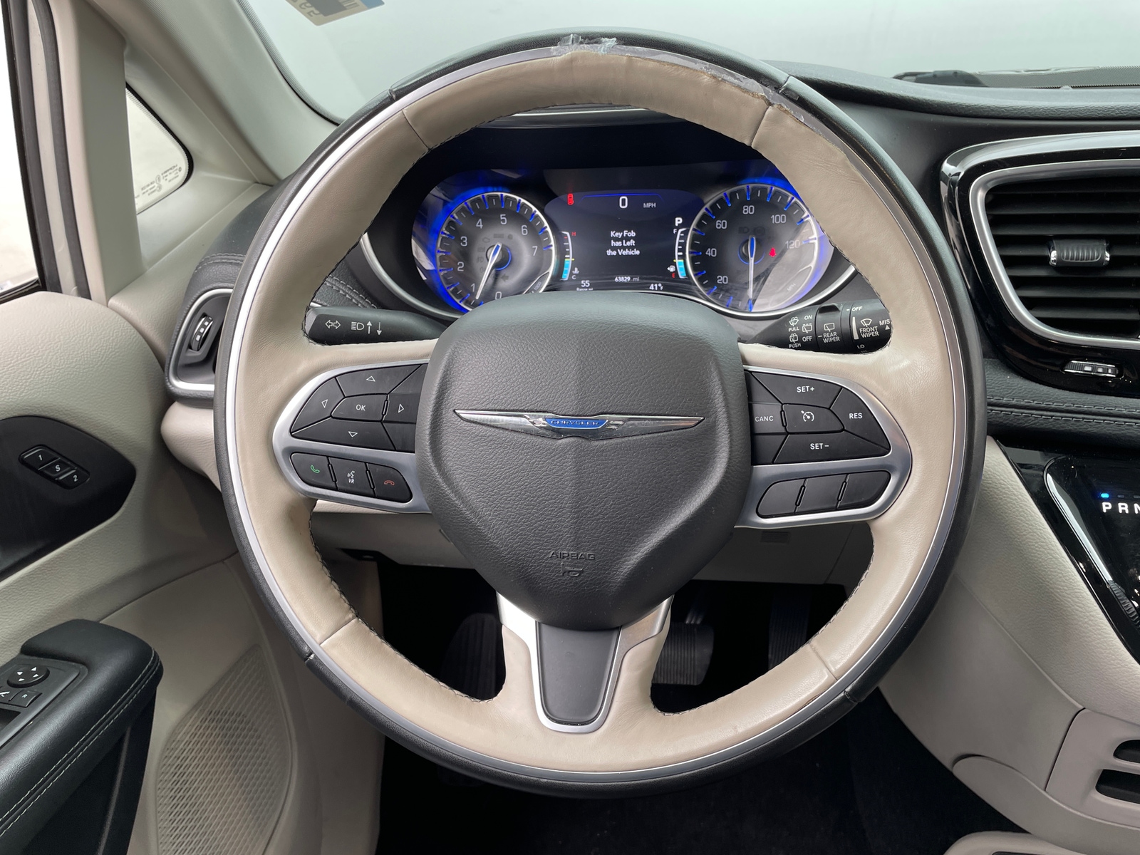 Thumbnail: 2020 Chrysler Pacifica - 4
