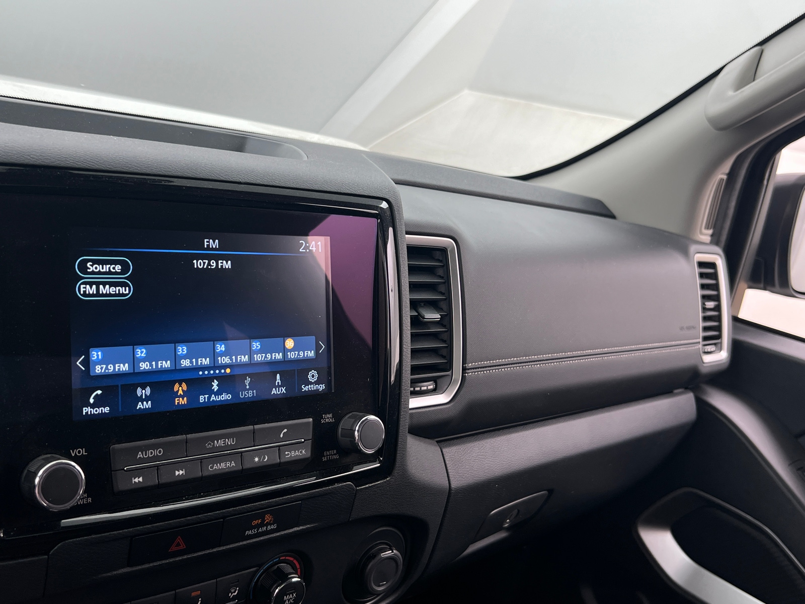 Thumbnail: 2022 Nissan Frontier - 4