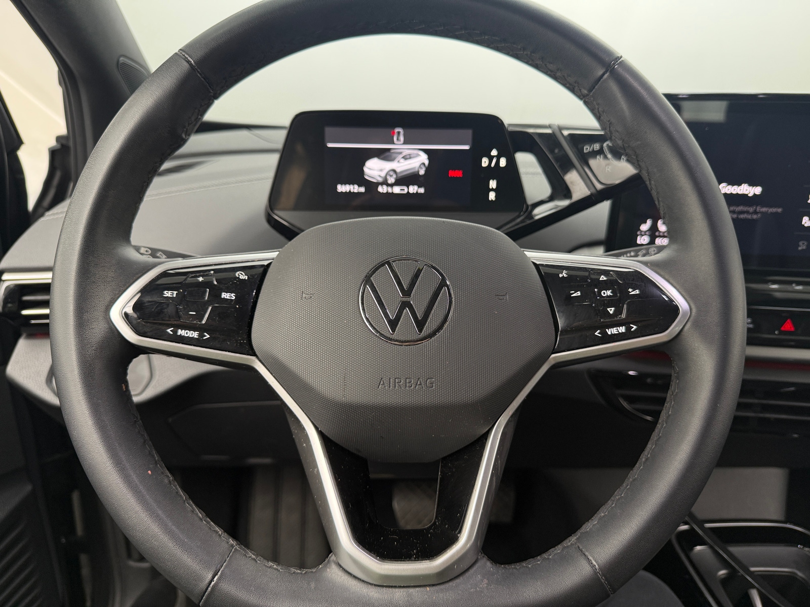 Thumbnail: 2024 Volkswagen ID.4 - 4