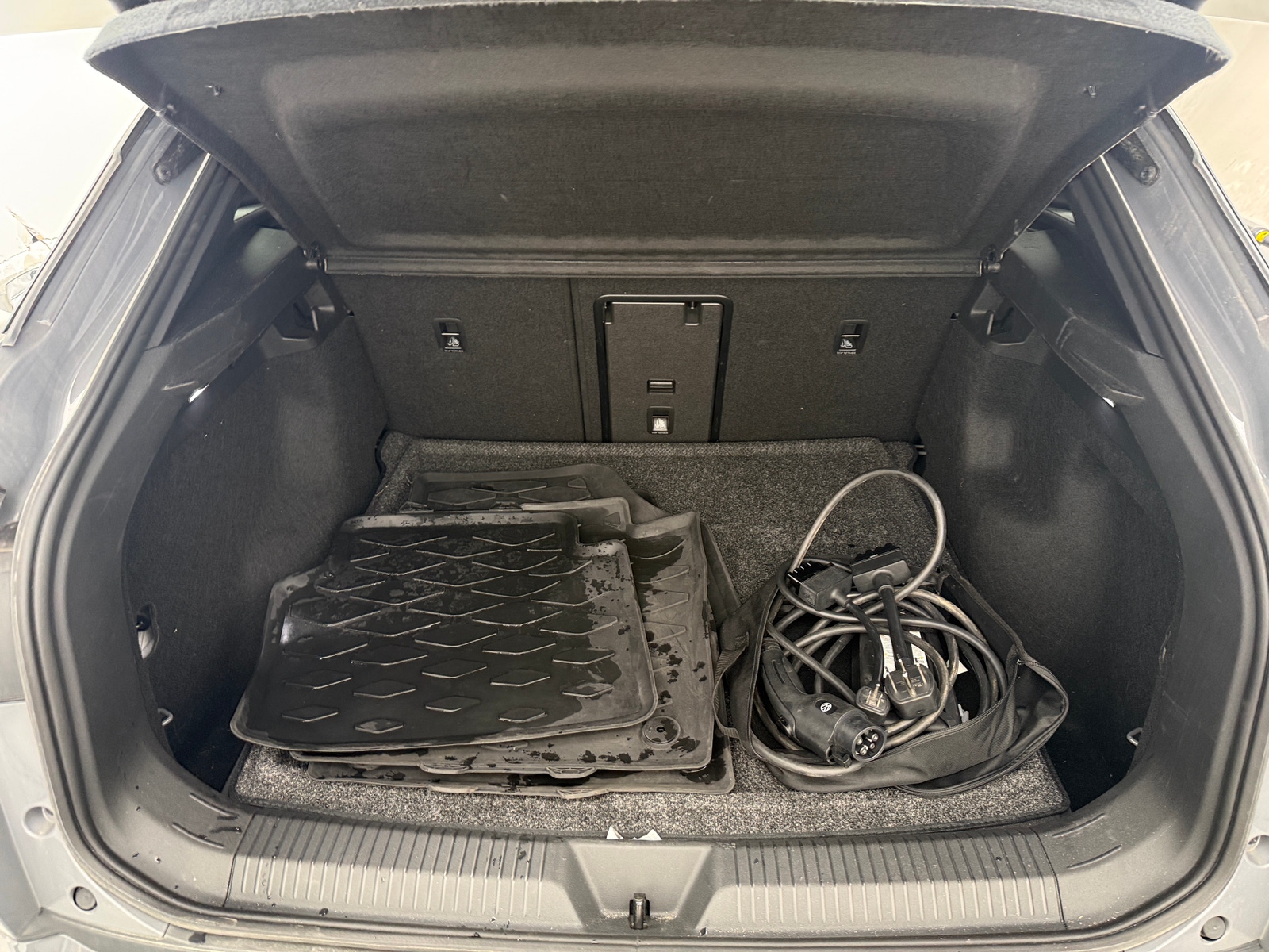 Thumbnail: 2024 Volkswagen ID.4 - 6