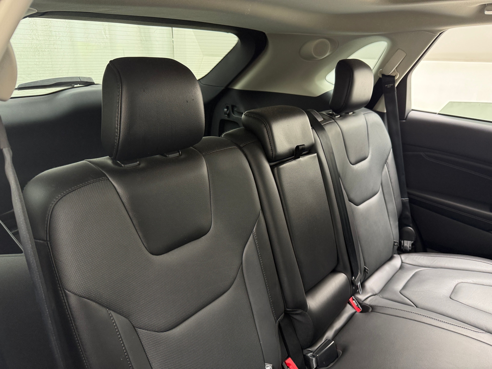 Thumbnail: 2018 Ford Edge - 5