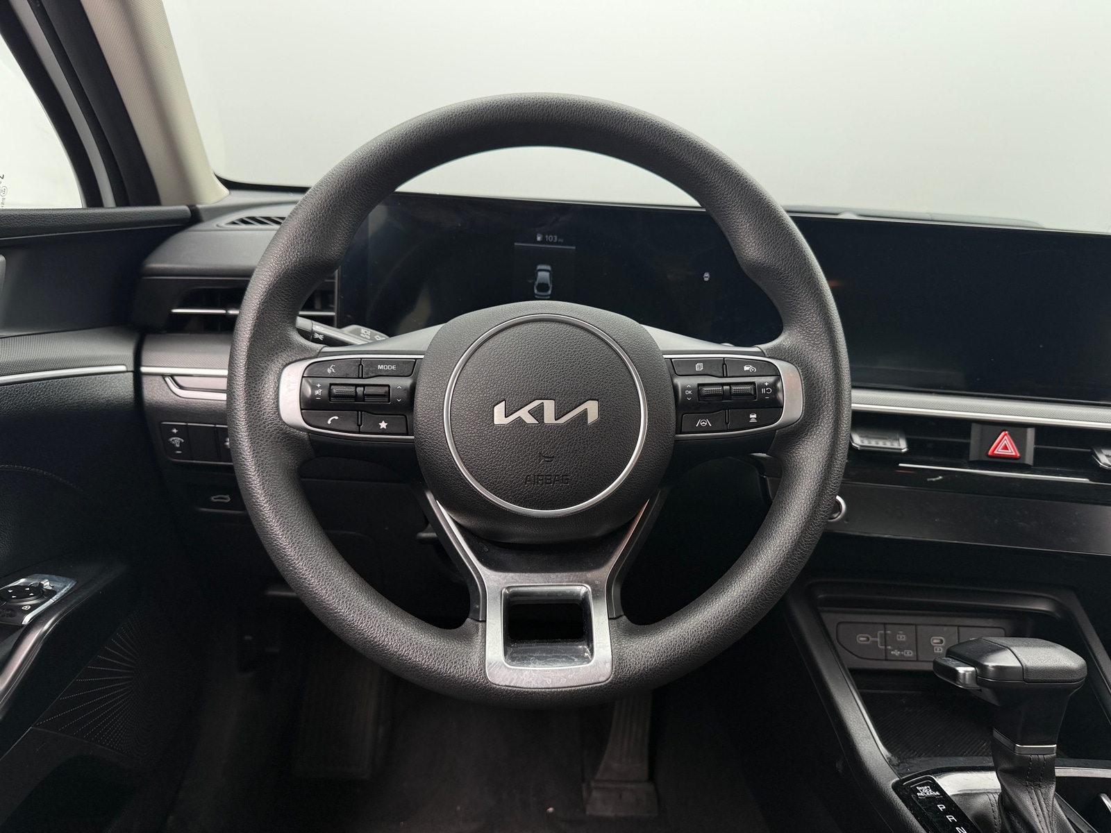 Thumbnail: 2025 Kia K5 - 5