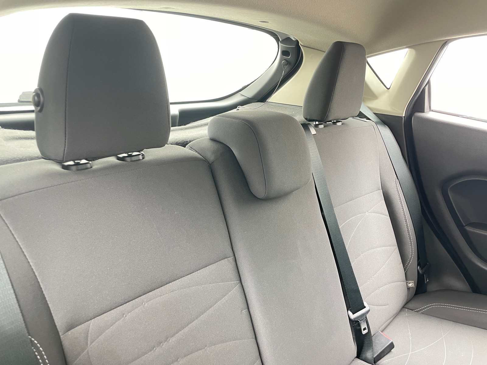 Thumbnail: 2016 Ford Fiesta - 6