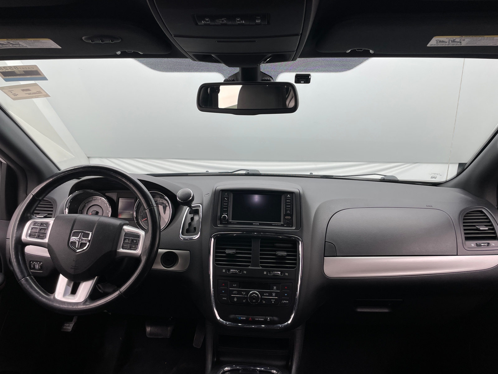 Thumbnail: 2019 Dodge Grand Caravan - 2