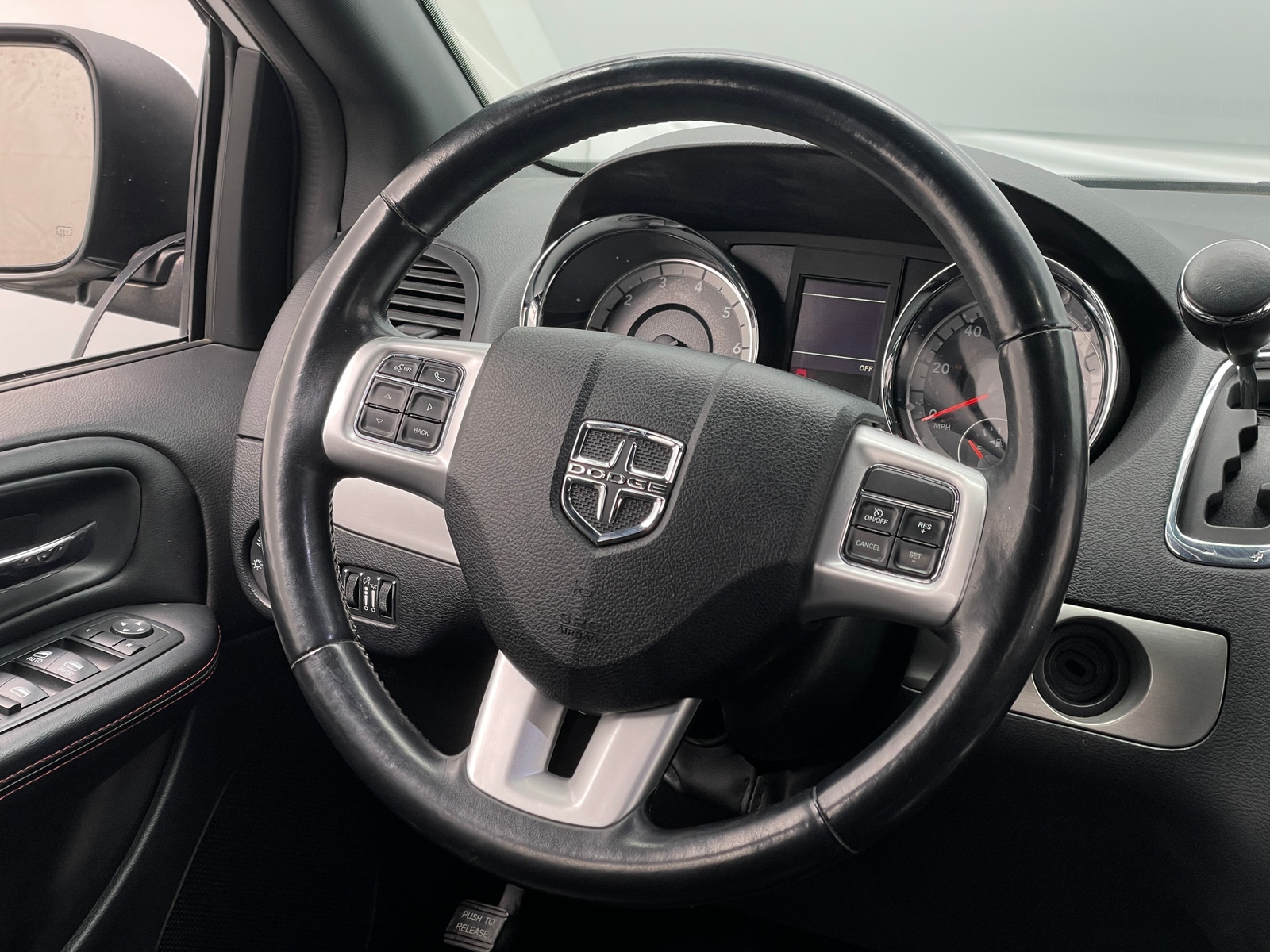 Thumbnail: 2019 Dodge Grand Caravan - 4