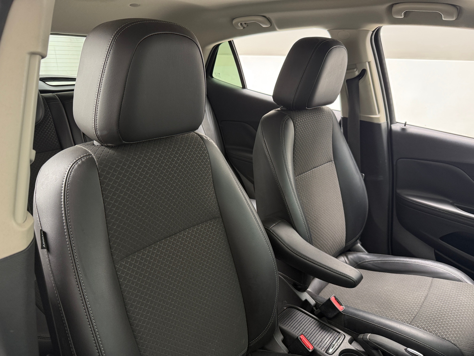 Thumbnail: 2019 Buick Encore - 2