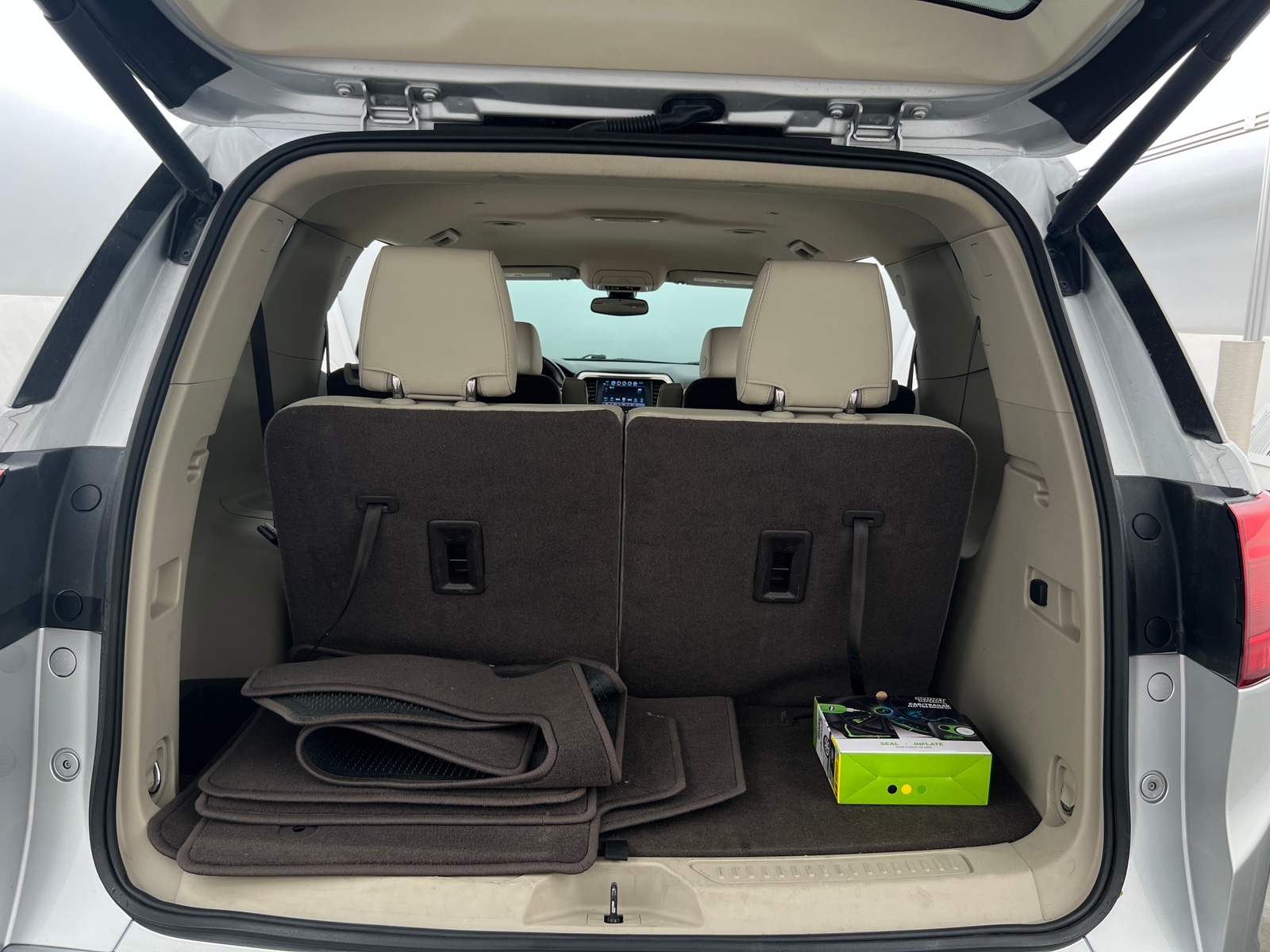 Thumbnail: 2017 GMC Acadia - 6