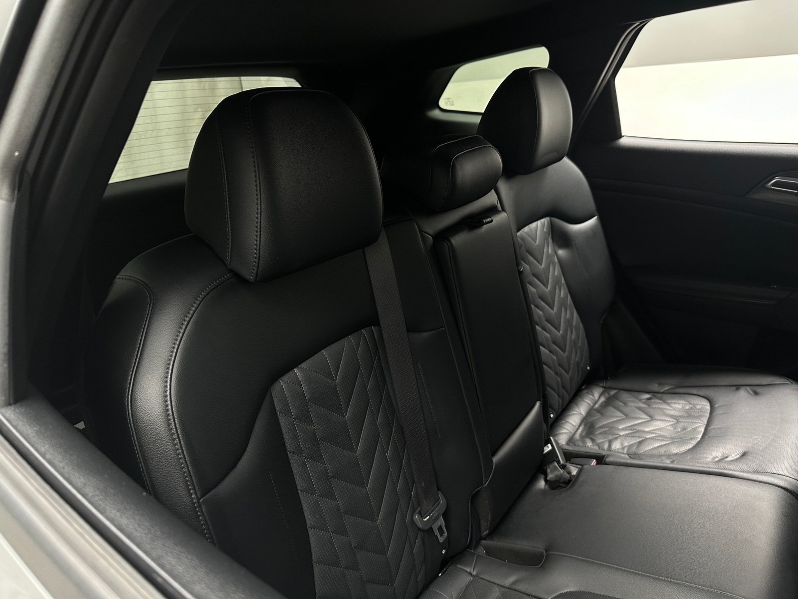 Thumbnail: 2023 Kia Sportage - 5