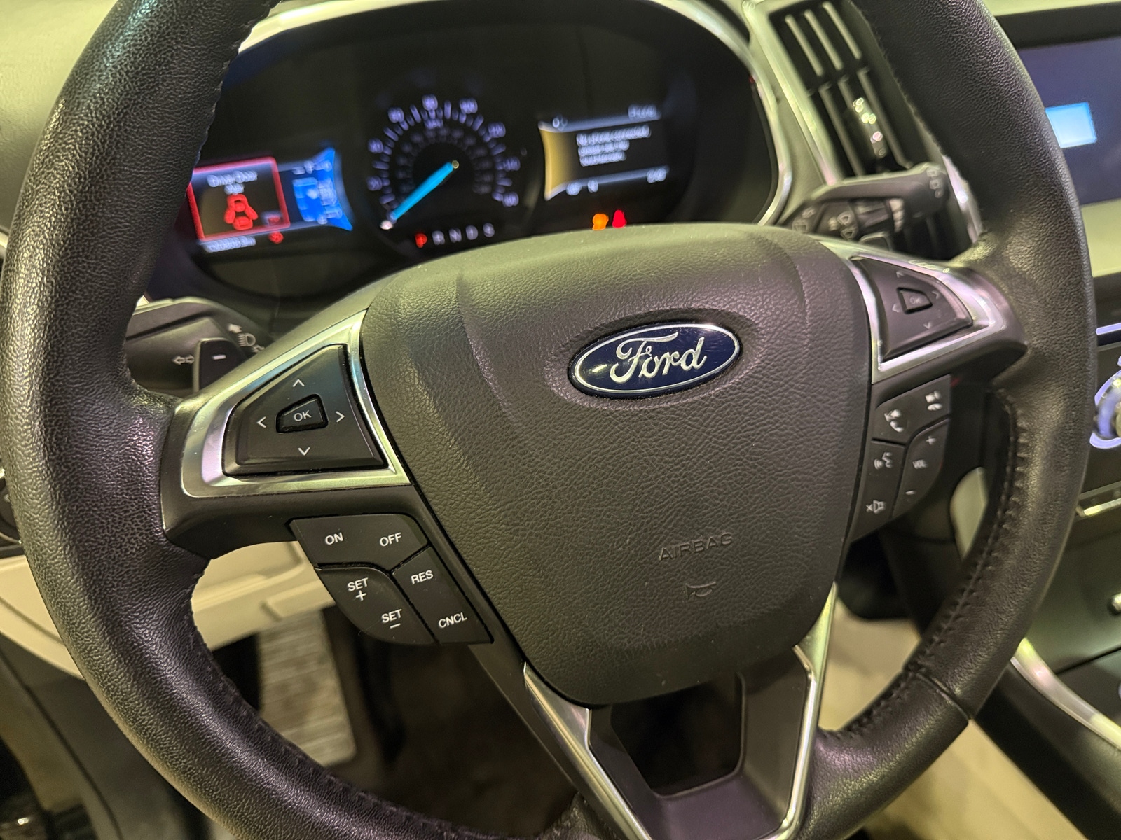 Thumbnail: 2018 Ford Edge - 4