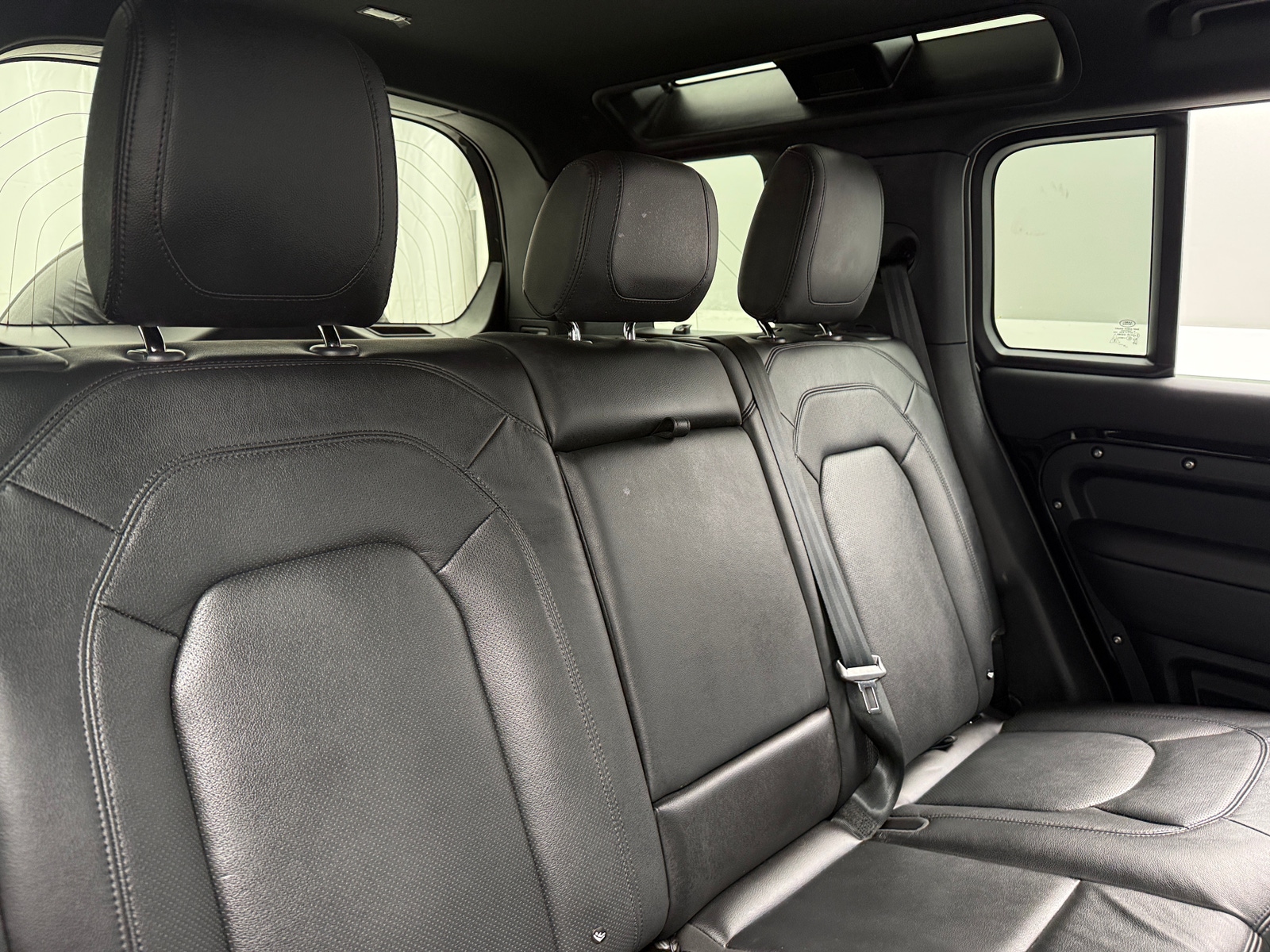 Thumbnail: 2024 Land Rover Defender - 5