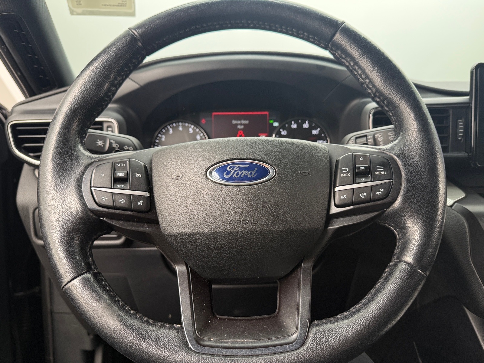 Thumbnail: 2020 Ford Explorer - 5