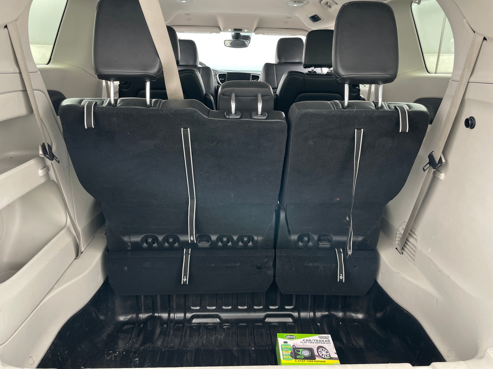 Thumbnail: 2023 Chrysler Pacifica - 6