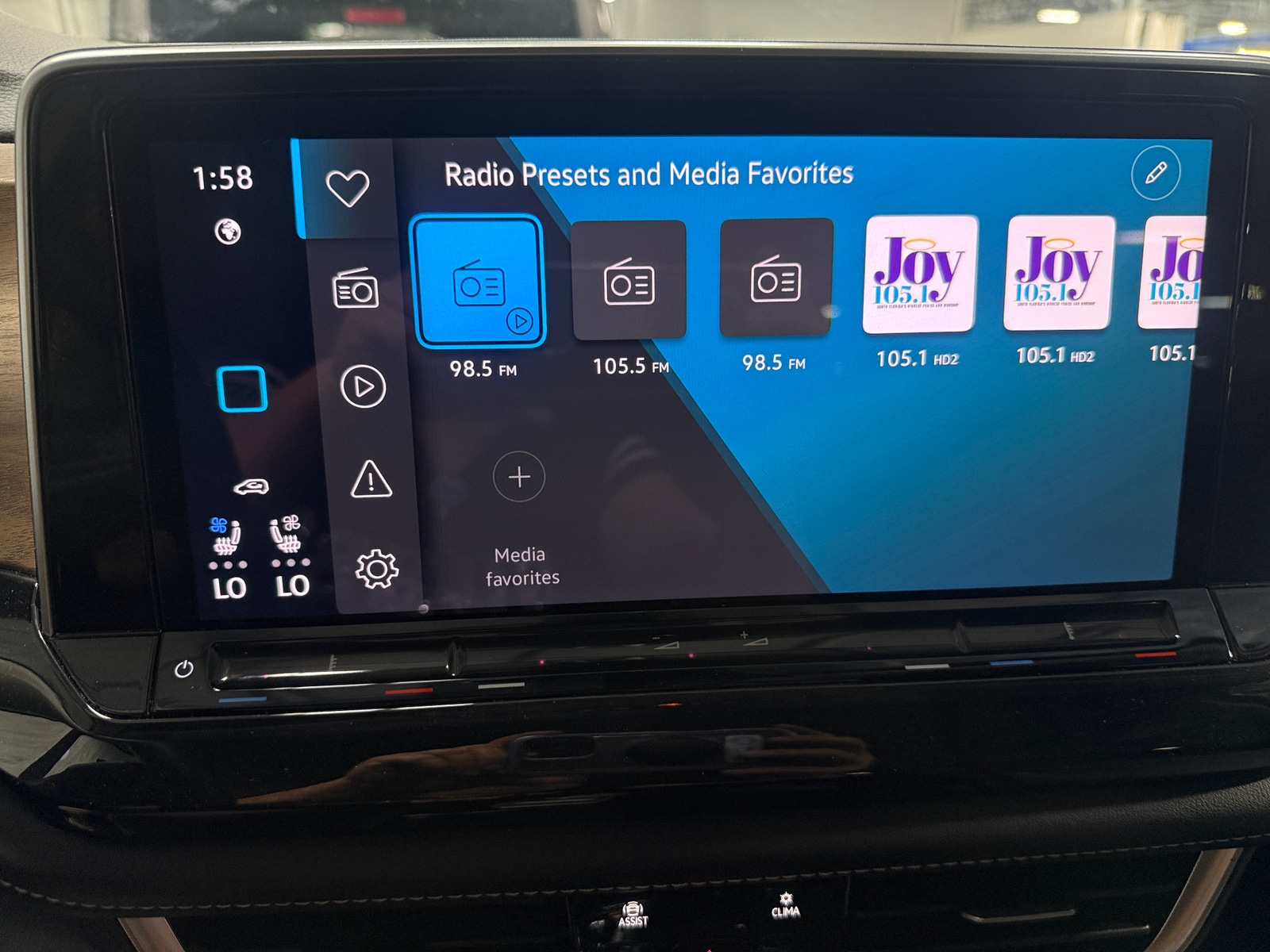 Thumbnail: 2025 Volkswagen Atlas - 3