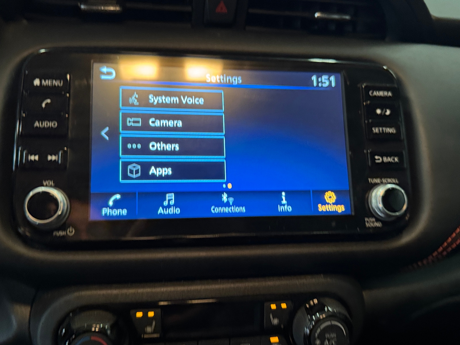 Thumbnail: 2023 Nissan Kicks - 4