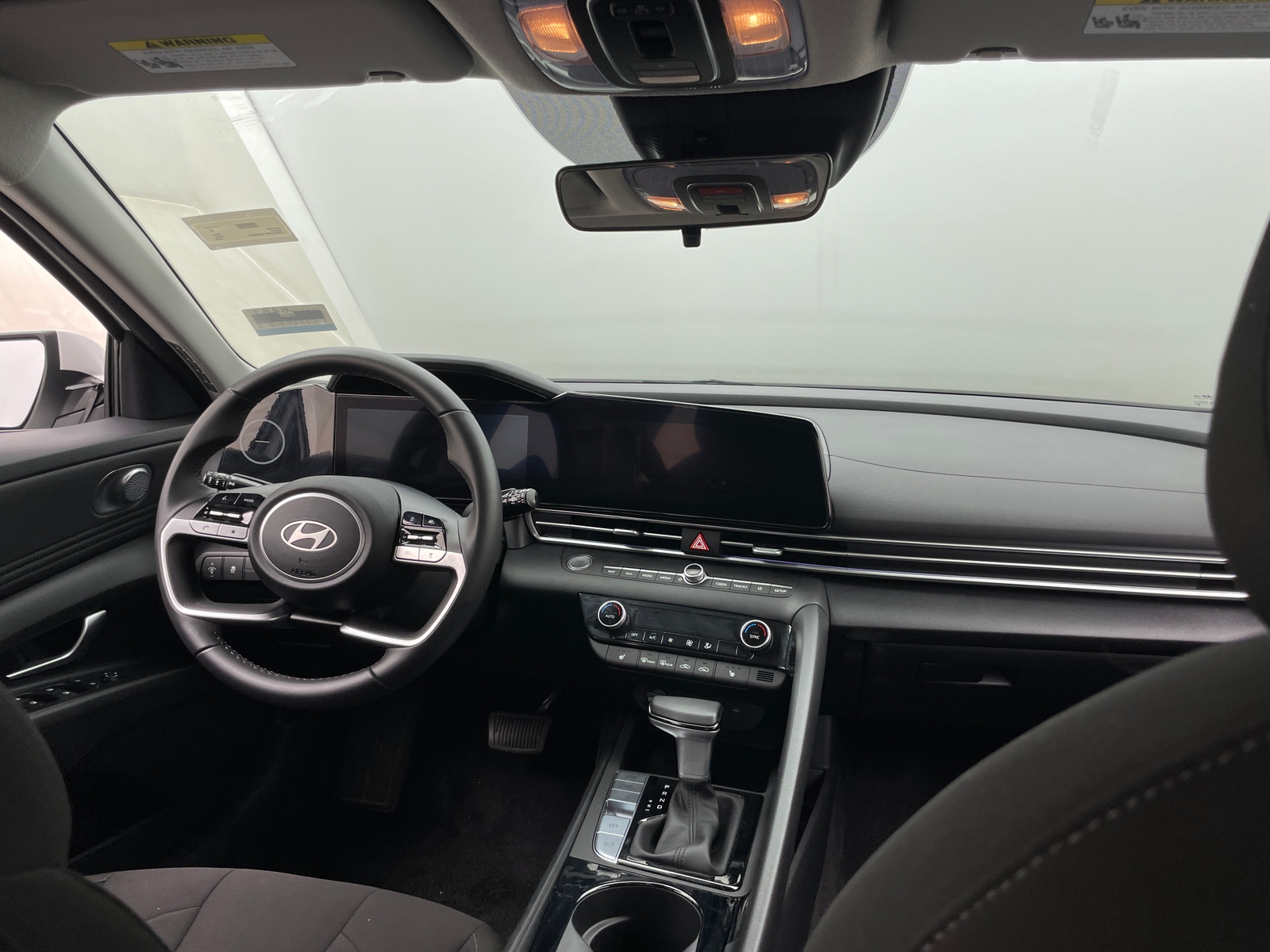 Thumbnail: 2025 Hyundai Elantra - 3