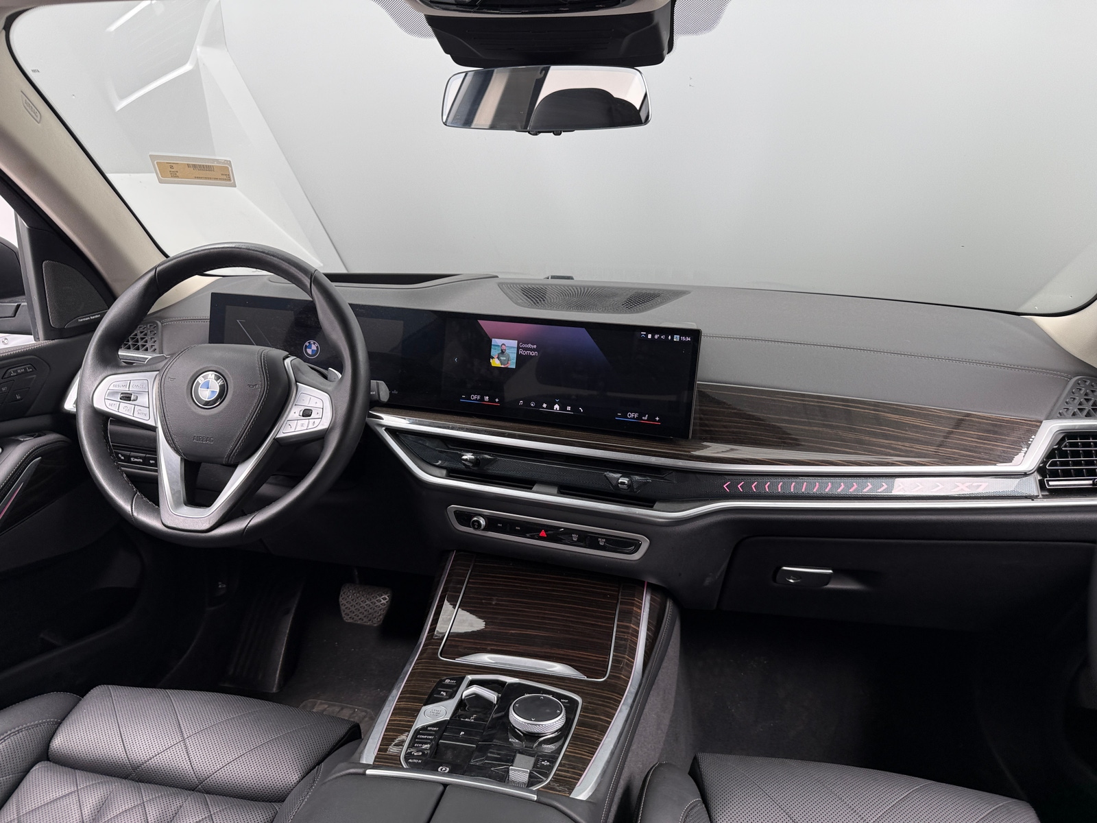 Thumbnail: 2025 BMW X7 - 3