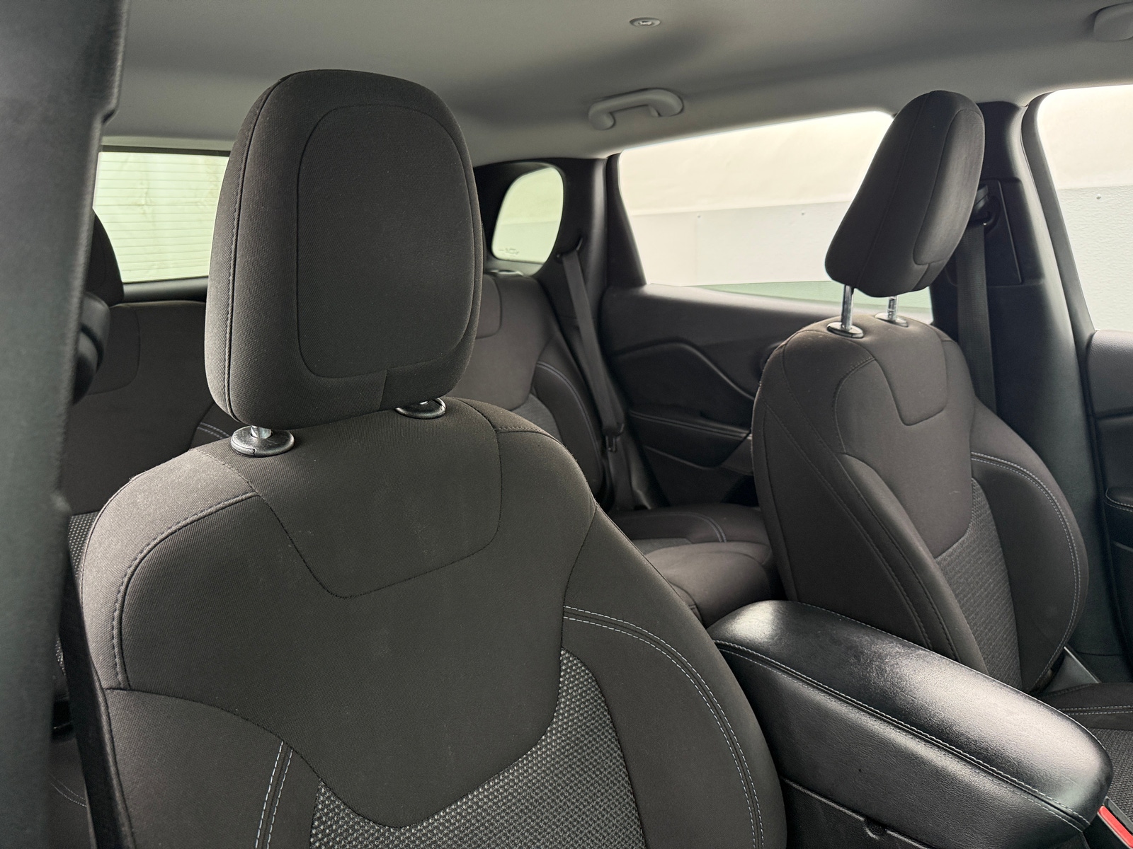 Thumbnail: 2019 Jeep Cherokee - 2