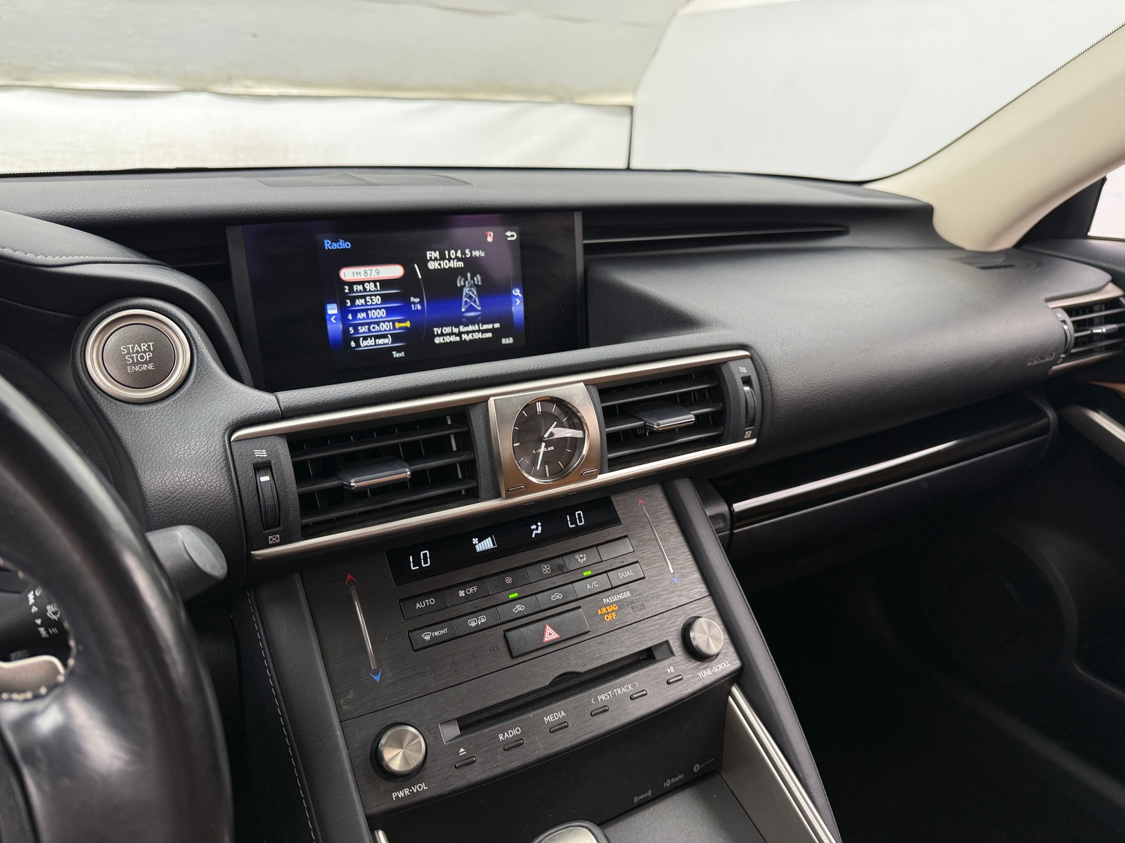 Thumbnail: 2020 Lexus IS - 3