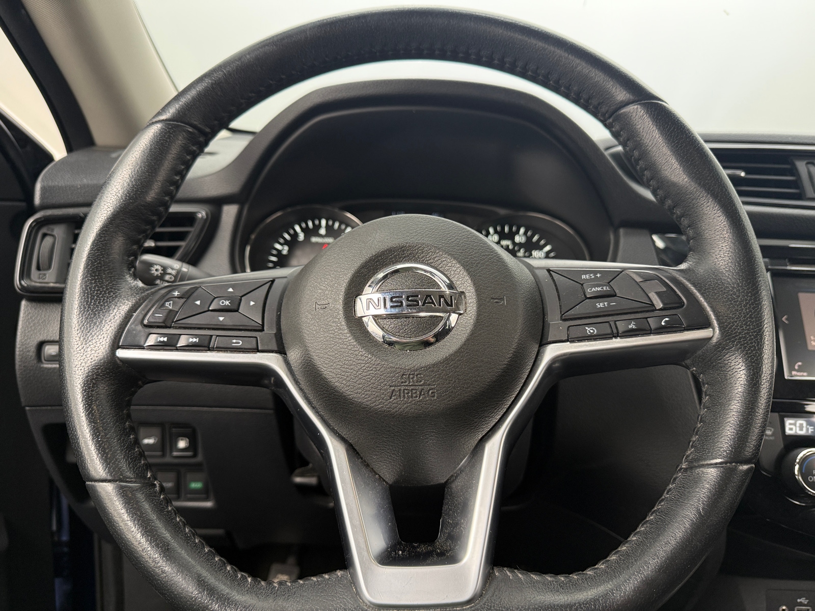 Thumbnail: 2020 Nissan Rogue - 5