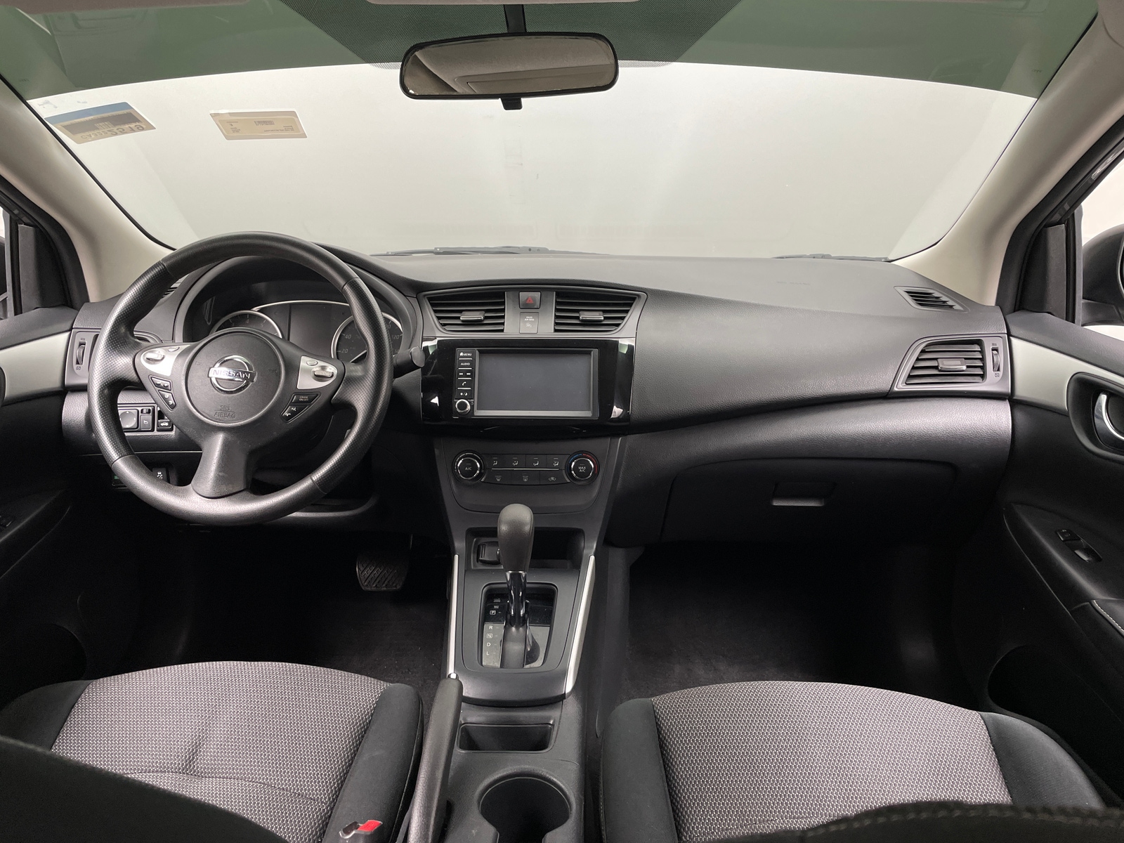 Thumbnail: 2019 Nissan Sentra - 3