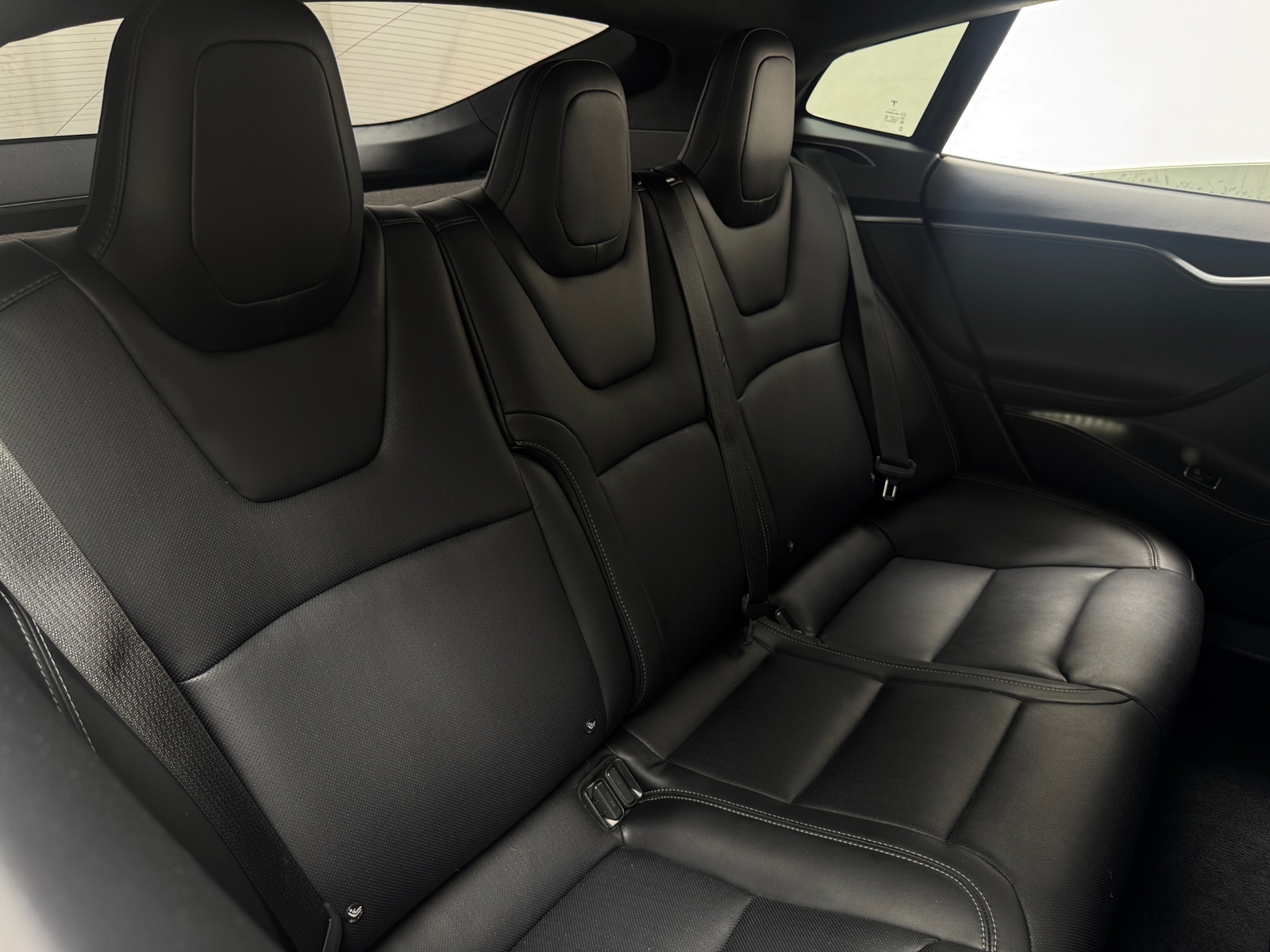 Thumbnail: 2019 Tesla Model S - 5