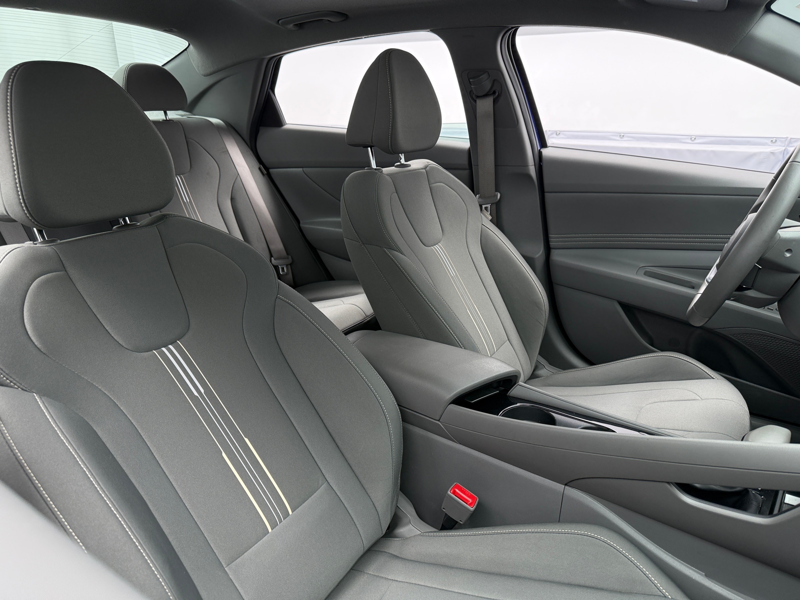 Thumbnail: 2025 Hyundai Elantra - 2