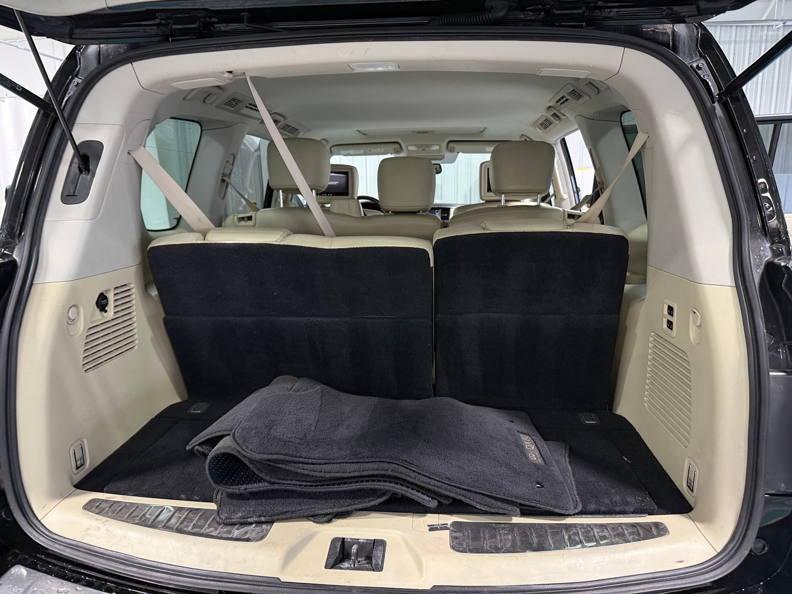Thumbnail: 2018 INFINITI QX80 - 6