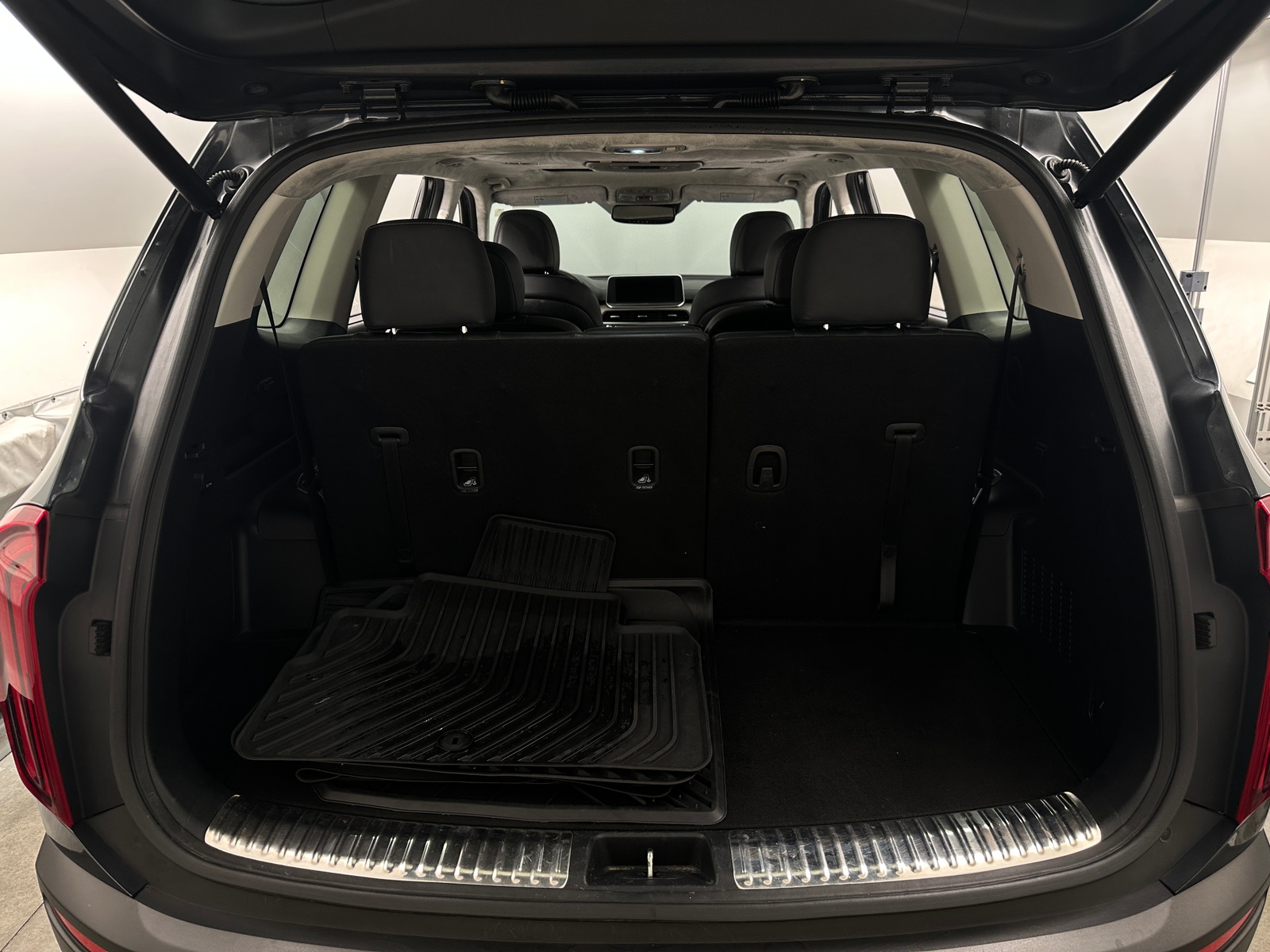 Thumbnail: 2021 Kia Telluride - 7