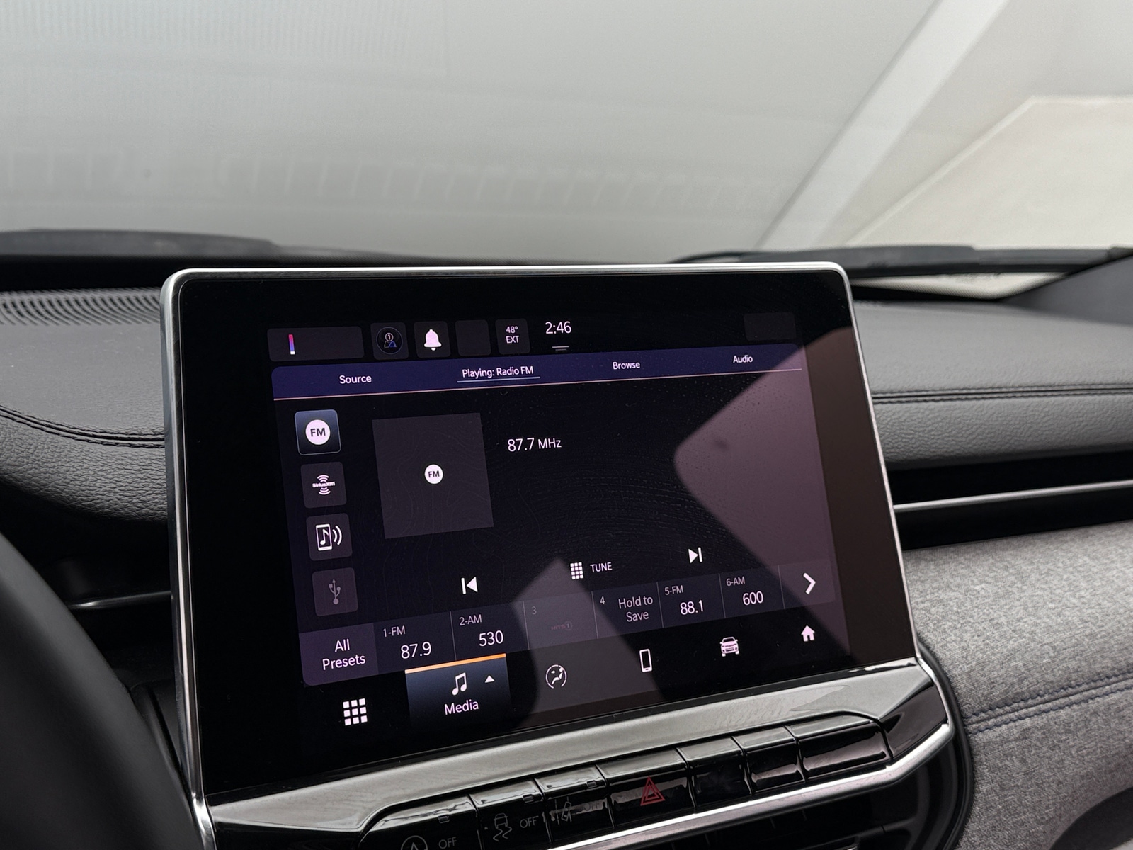 Thumbnail: 2023 Jeep Compass - 4