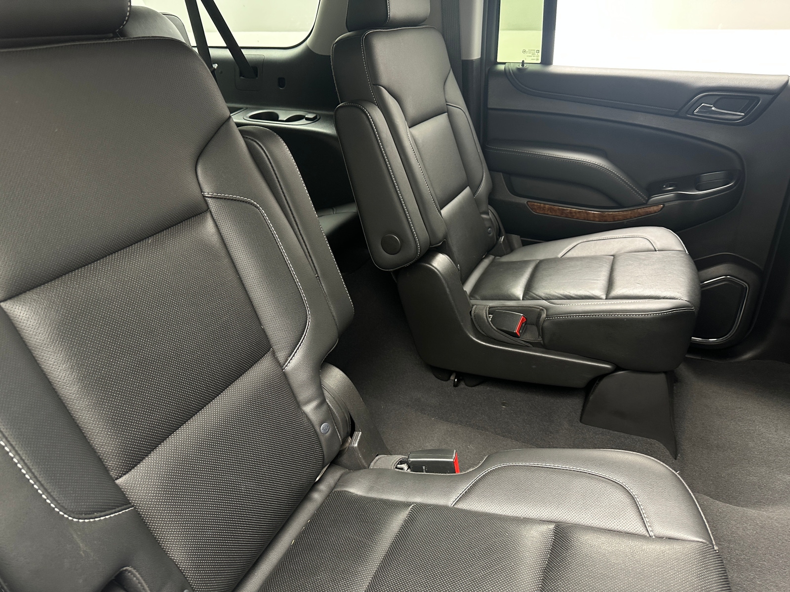 Thumbnail: 2019 Chevrolet Suburban - 5