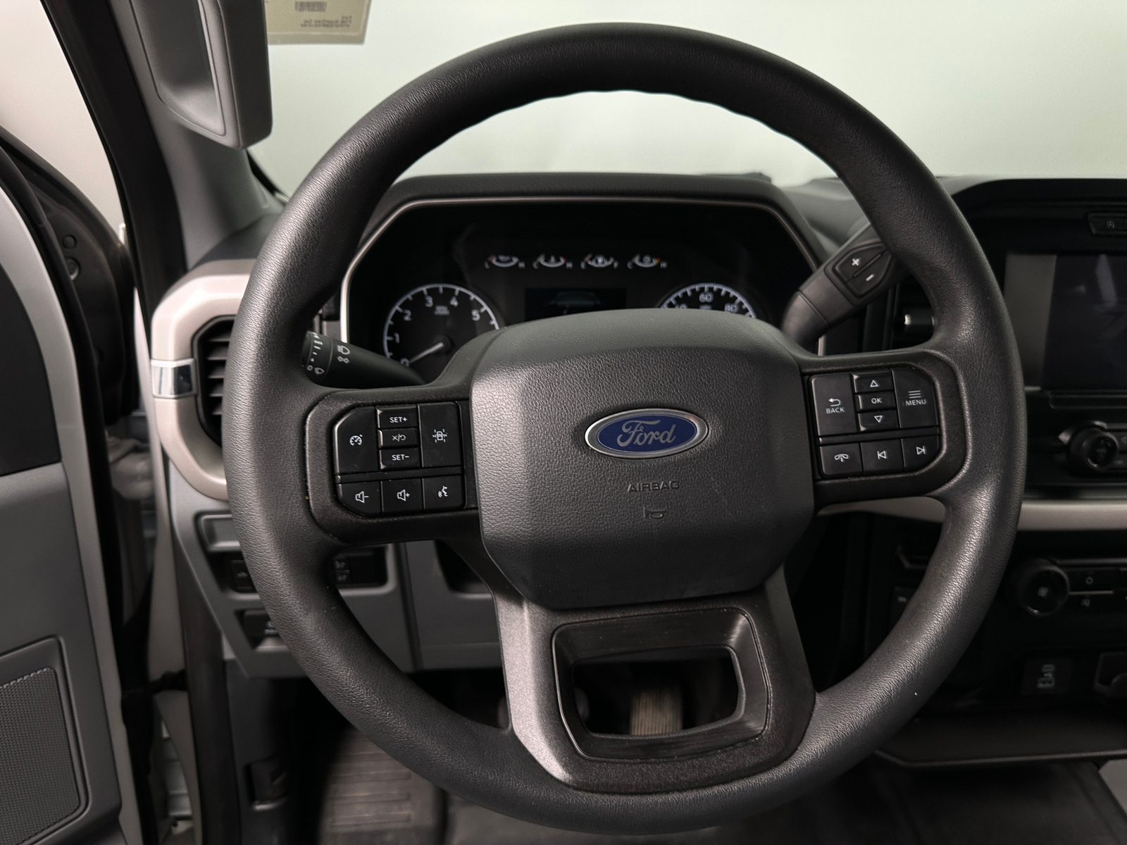 Thumbnail: 2023 Ford Econoline - 5