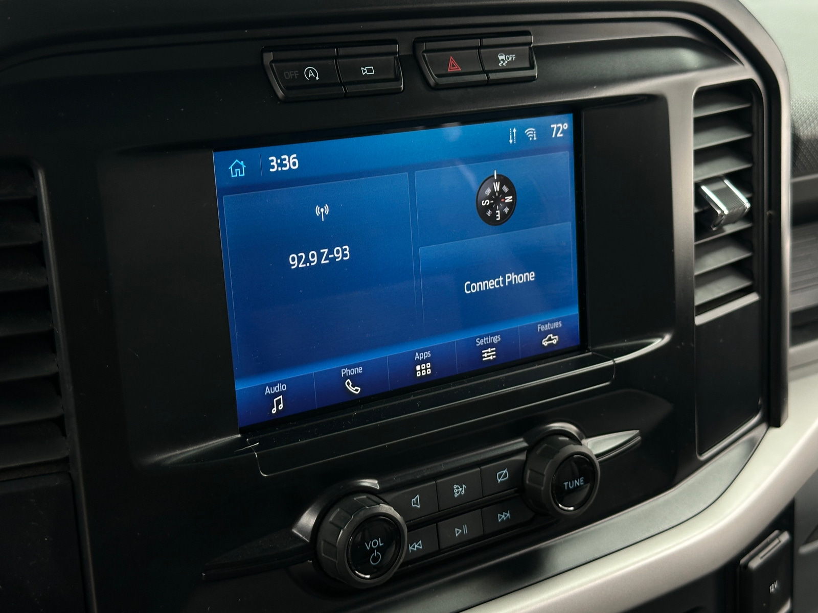 Thumbnail: 2023 Ford Econoline - 4