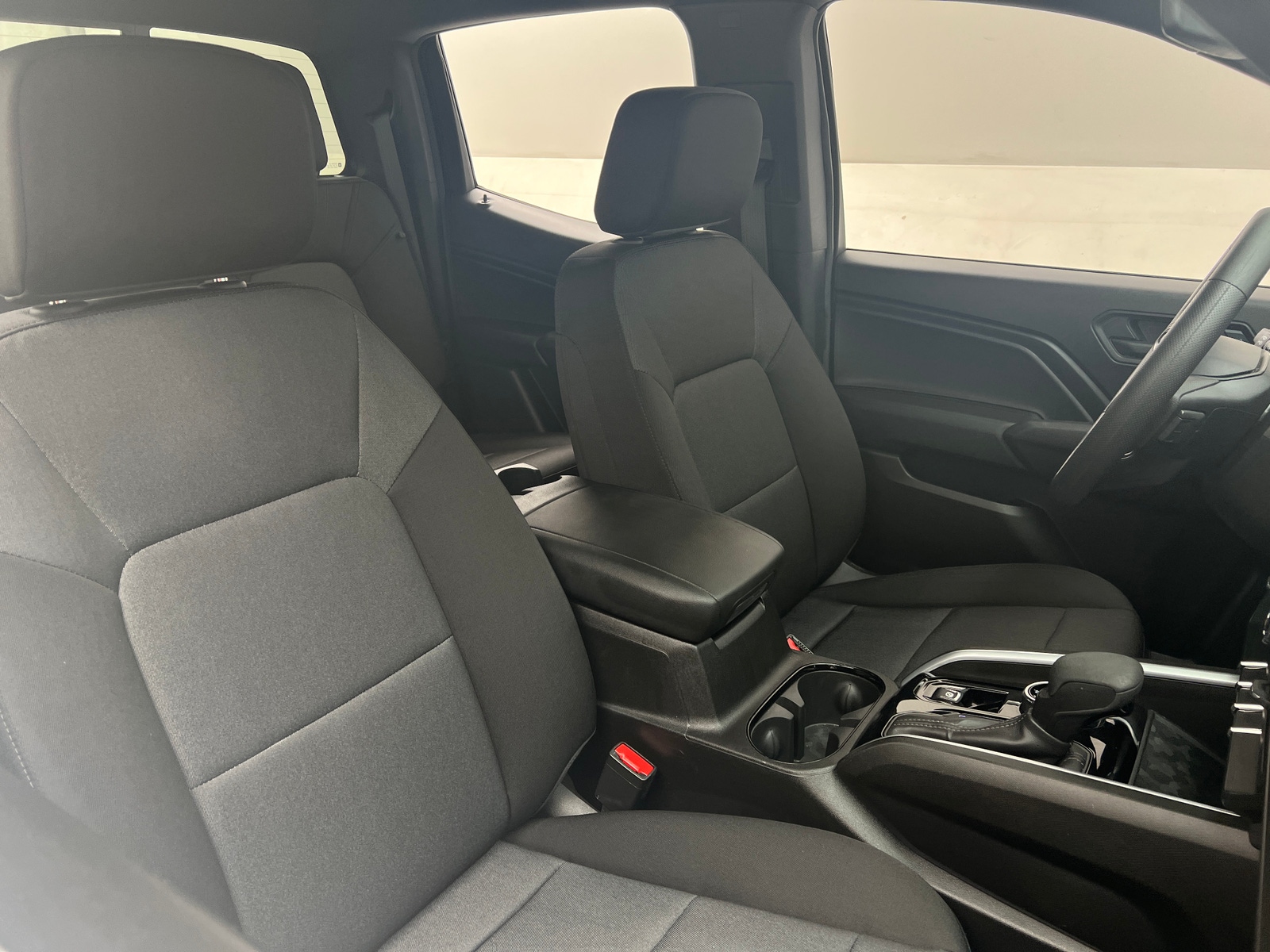 Thumbnail: 2024 Chevrolet Colorado - 2