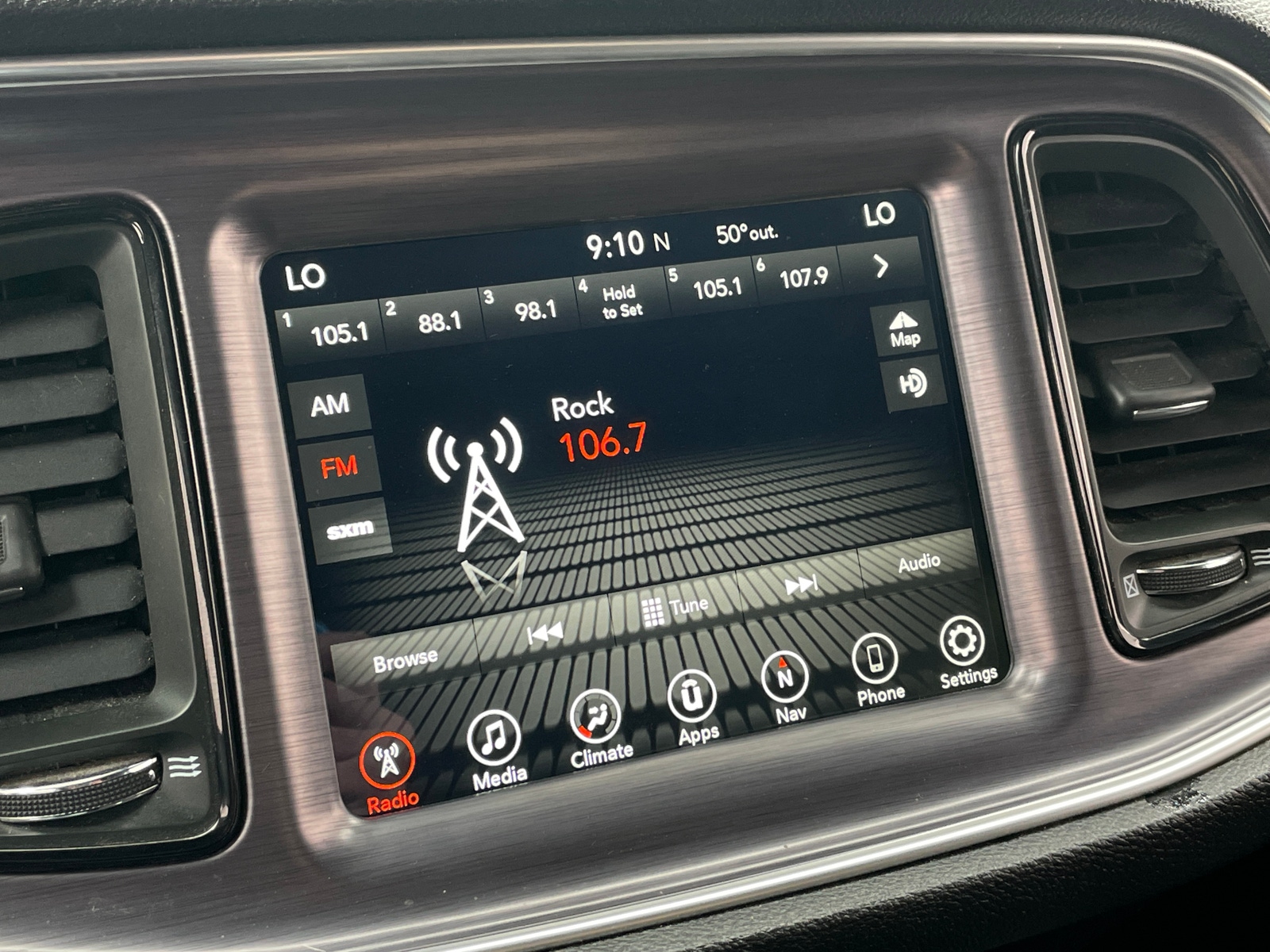 Thumbnail: 2017 Dodge Challenger - 3