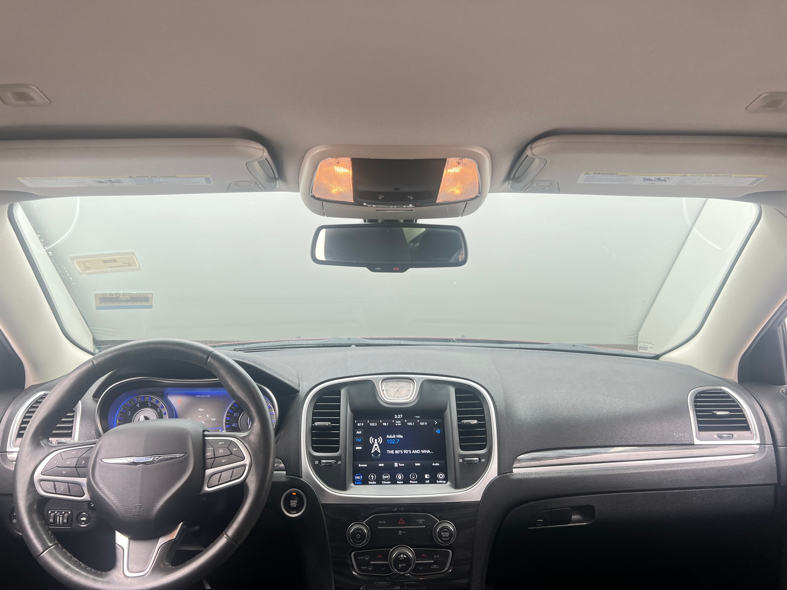 Thumbnail: 2019 Chrysler 300 - 3