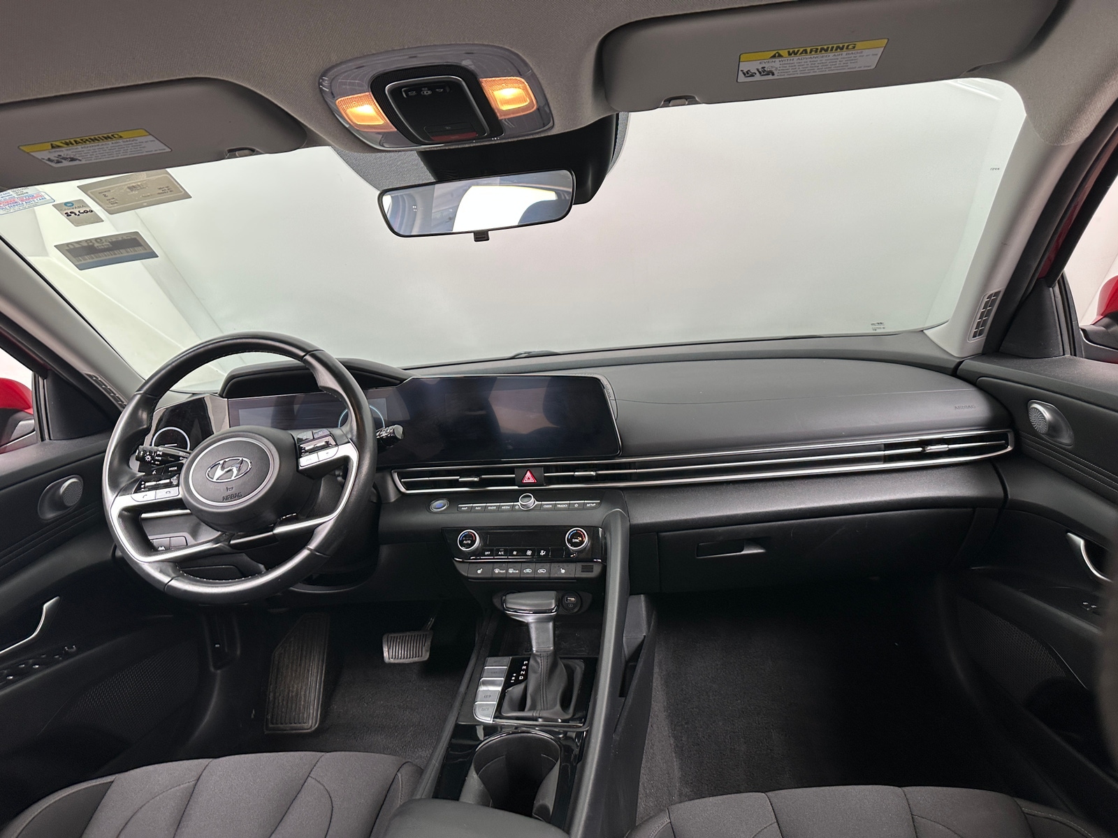 Thumbnail: 2023 Hyundai Elantra - 3