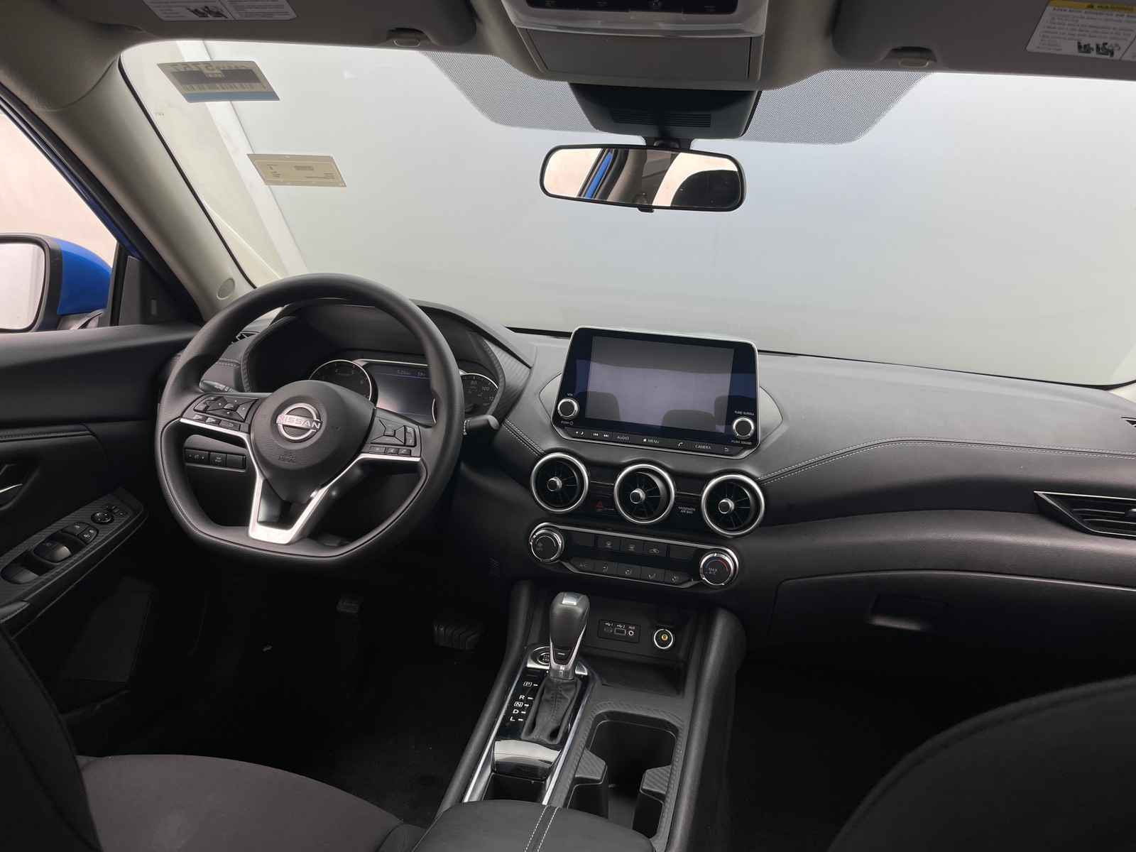 Thumbnail: 2025 Nissan Sentra - 3