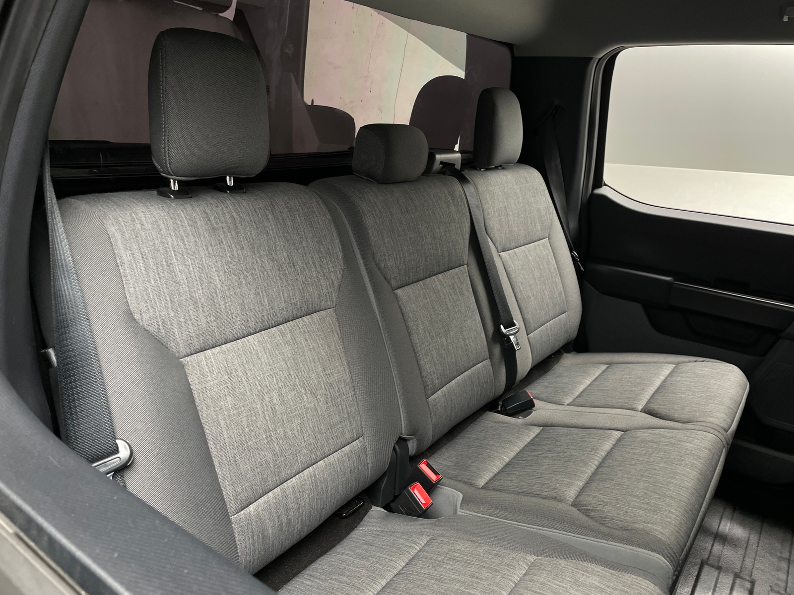 Thumbnail: 2021 Ford Econoline - 6