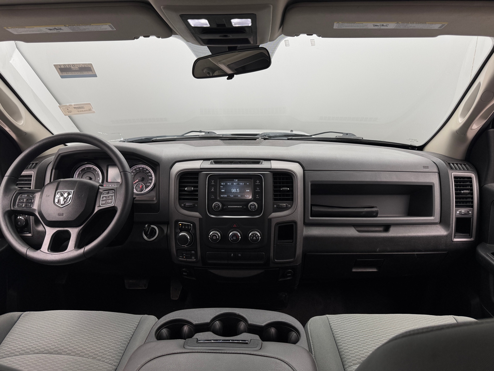 Thumbnail: 2019 RAM 1500 Classic - 3