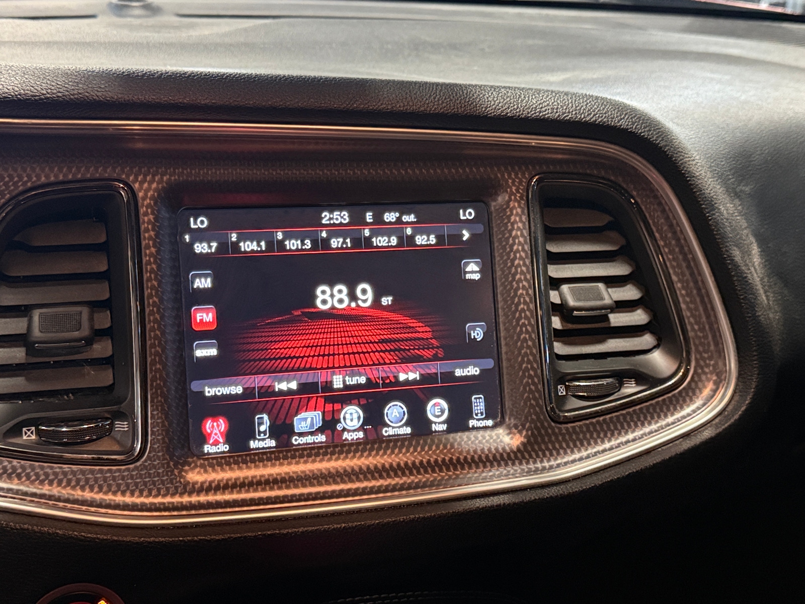 Thumbnail: 2016 Dodge Challenger - 2