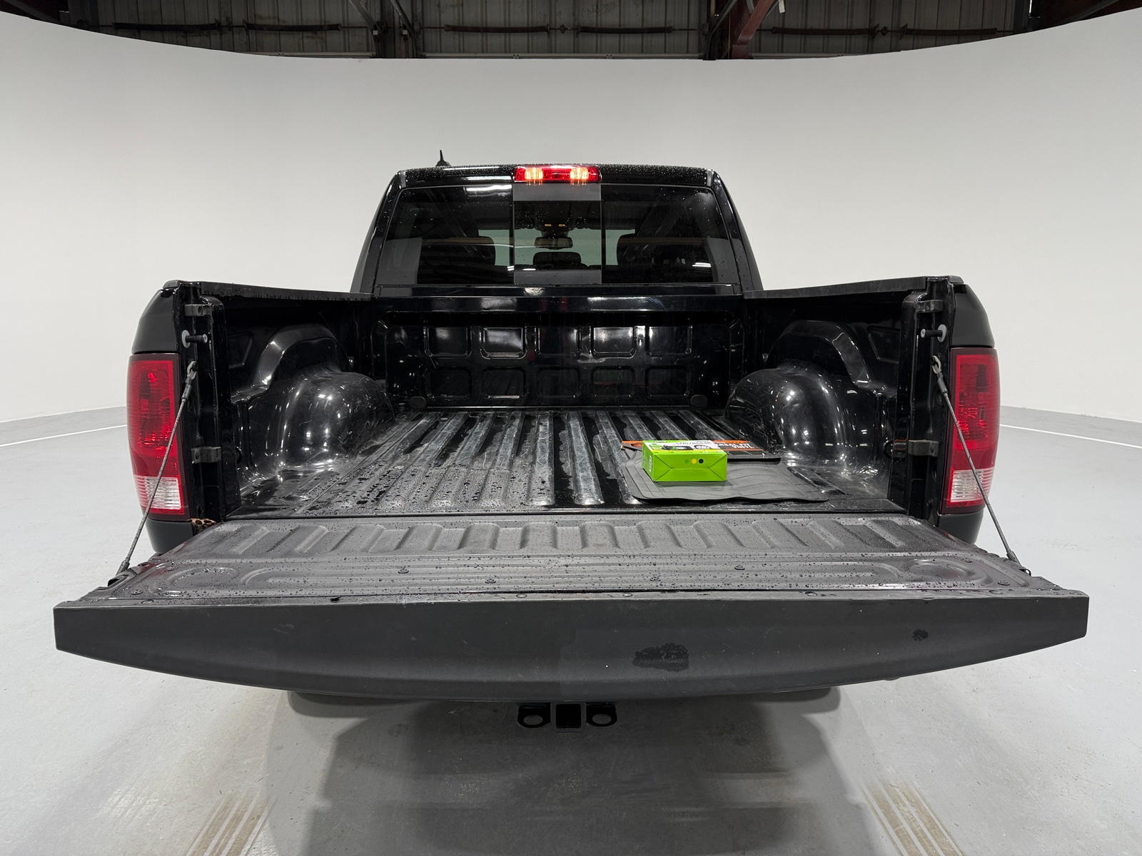 Thumbnail: 2023 RAM 1500 Classic - 7