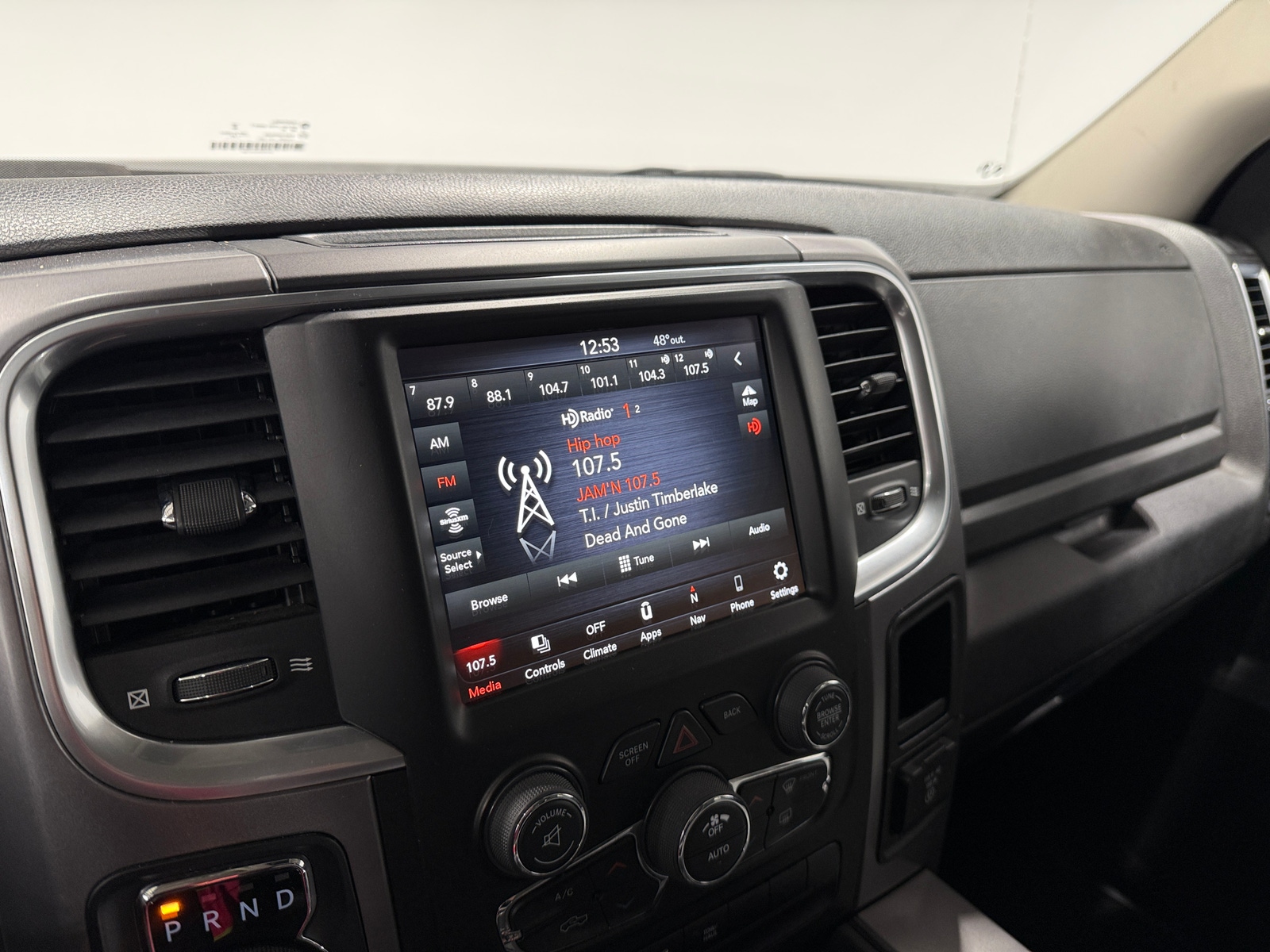 Thumbnail: 2023 RAM 1500 Classic - 4