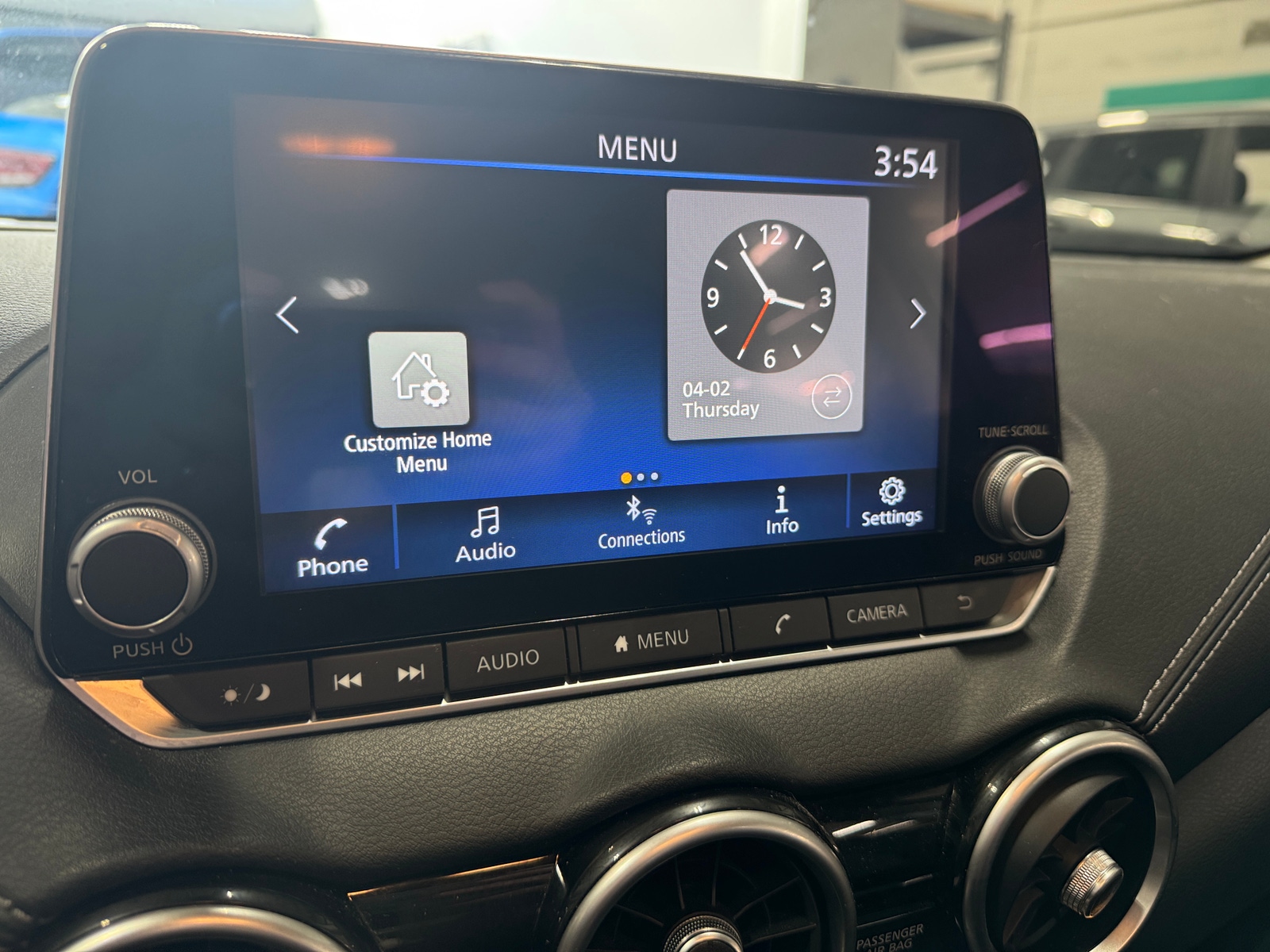 Thumbnail: 2022 Nissan Sentra - 4