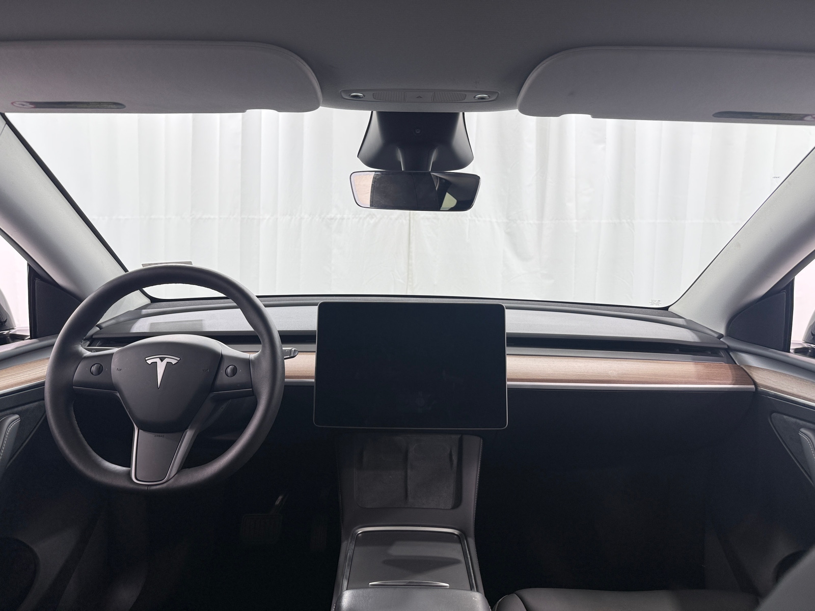 Thumbnail: 2025 Tesla Model Y - 3