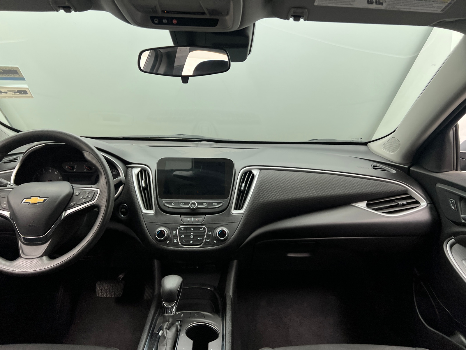Thumbnail: 2024 Chevrolet Malibu - 3