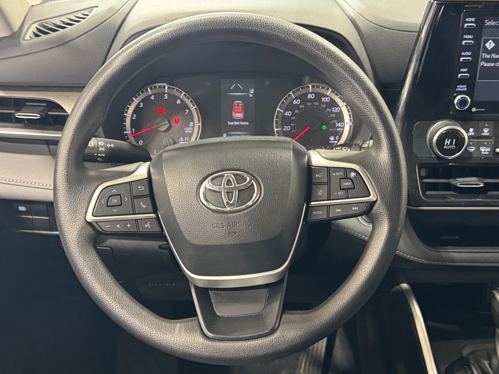 Thumbnail: 2022 Toyota Highlander - 5