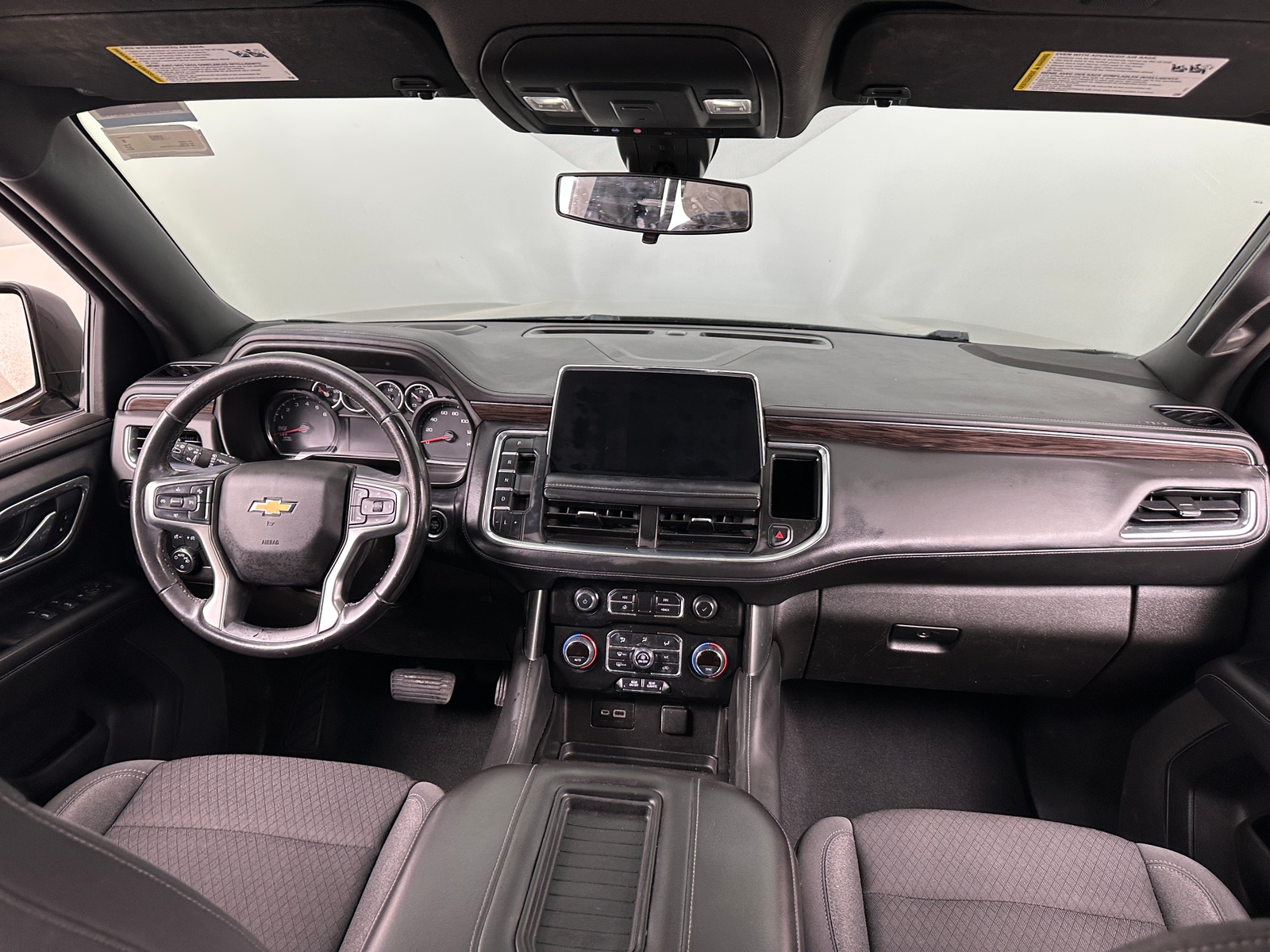 Thumbnail: 2021 Chevrolet Suburban - 3