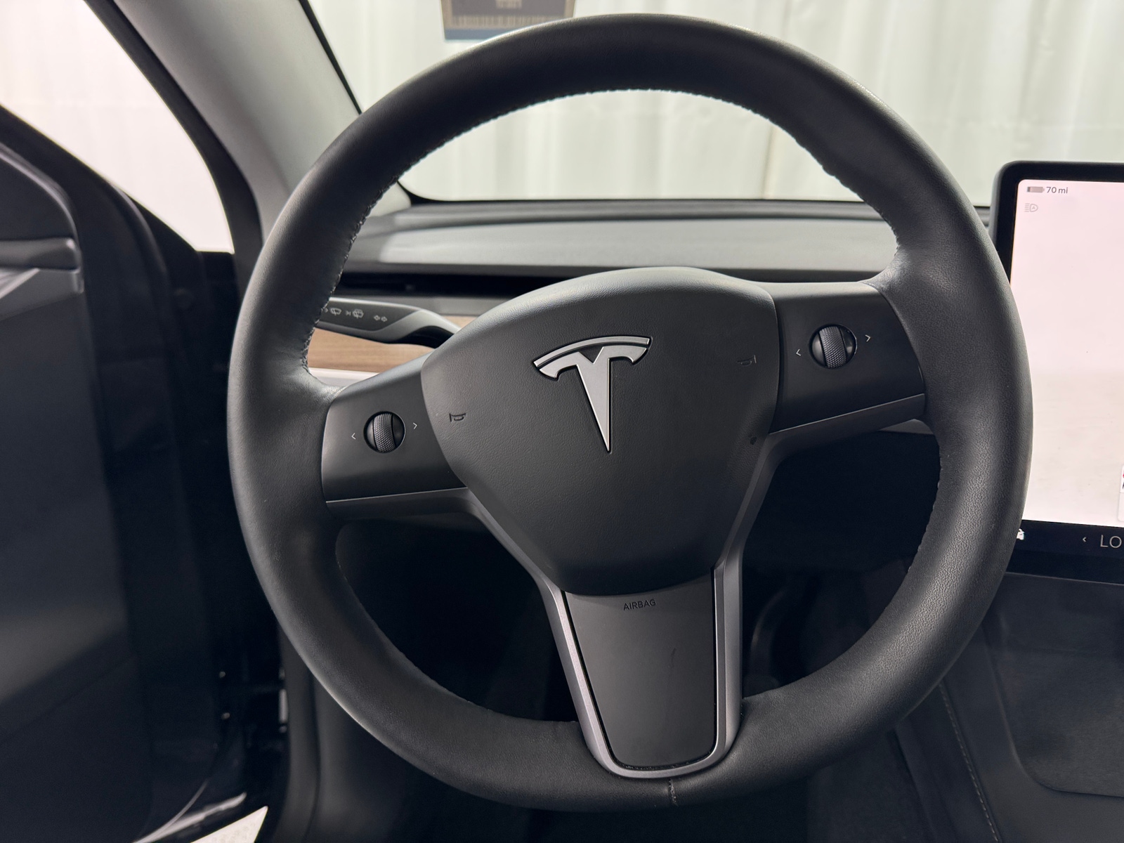 Thumbnail: 2023 Tesla Model Y - 4